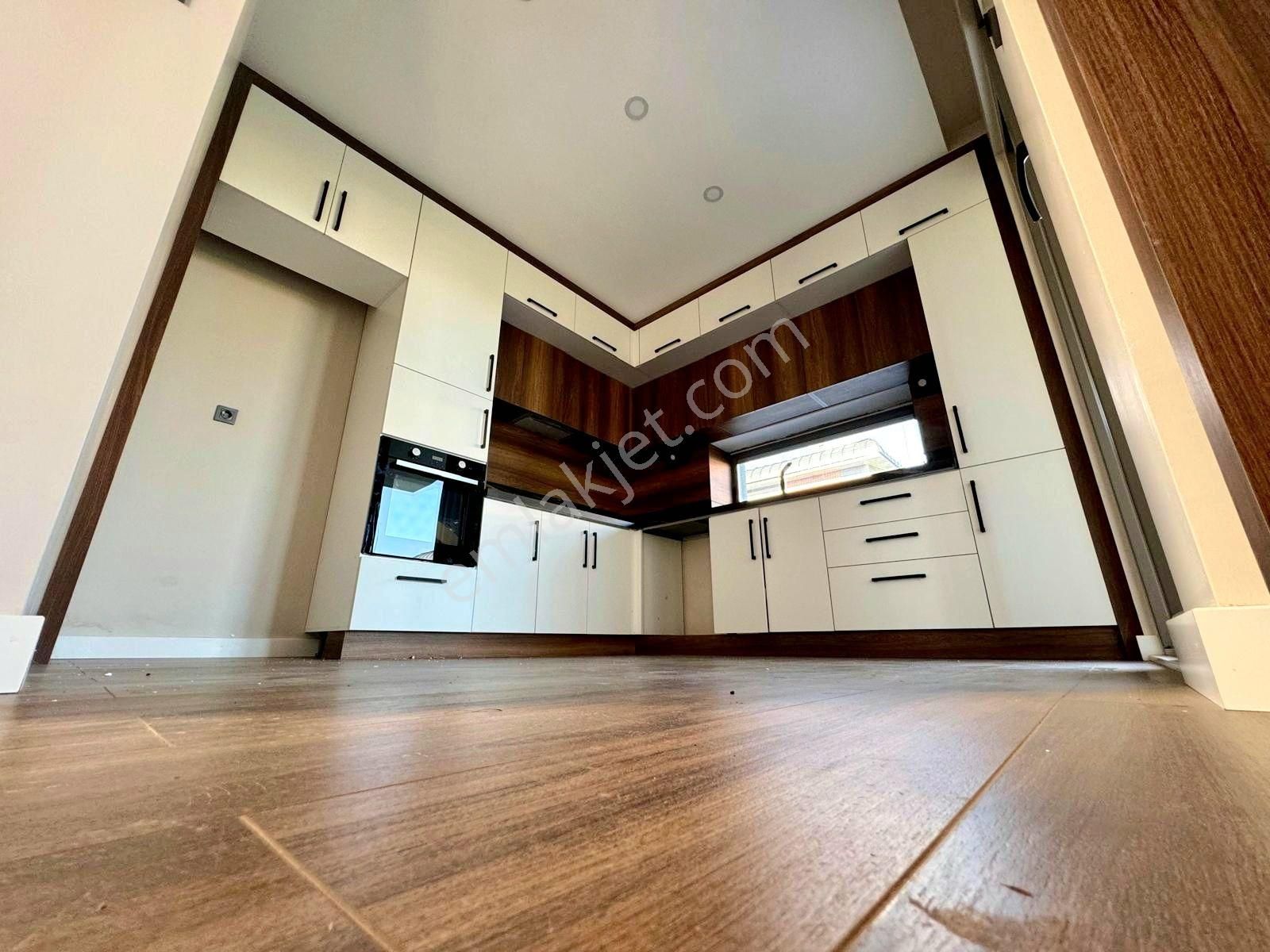 Vahdet'ten Gürede Cennetten Bir Köşe Havuzlu Lüks Tasarım Villa - Görsel 17