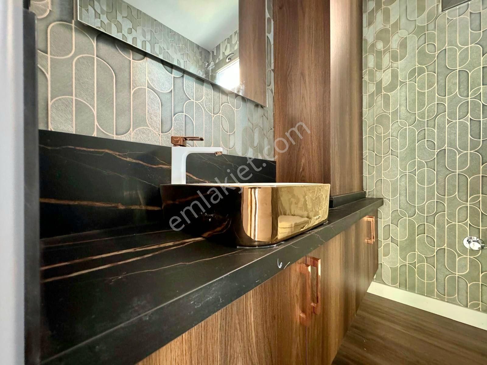 Vahdet'ten Gürede Cennetten Bir Köşe Havuzlu Lüks Tasarım Villa - Görsel 19