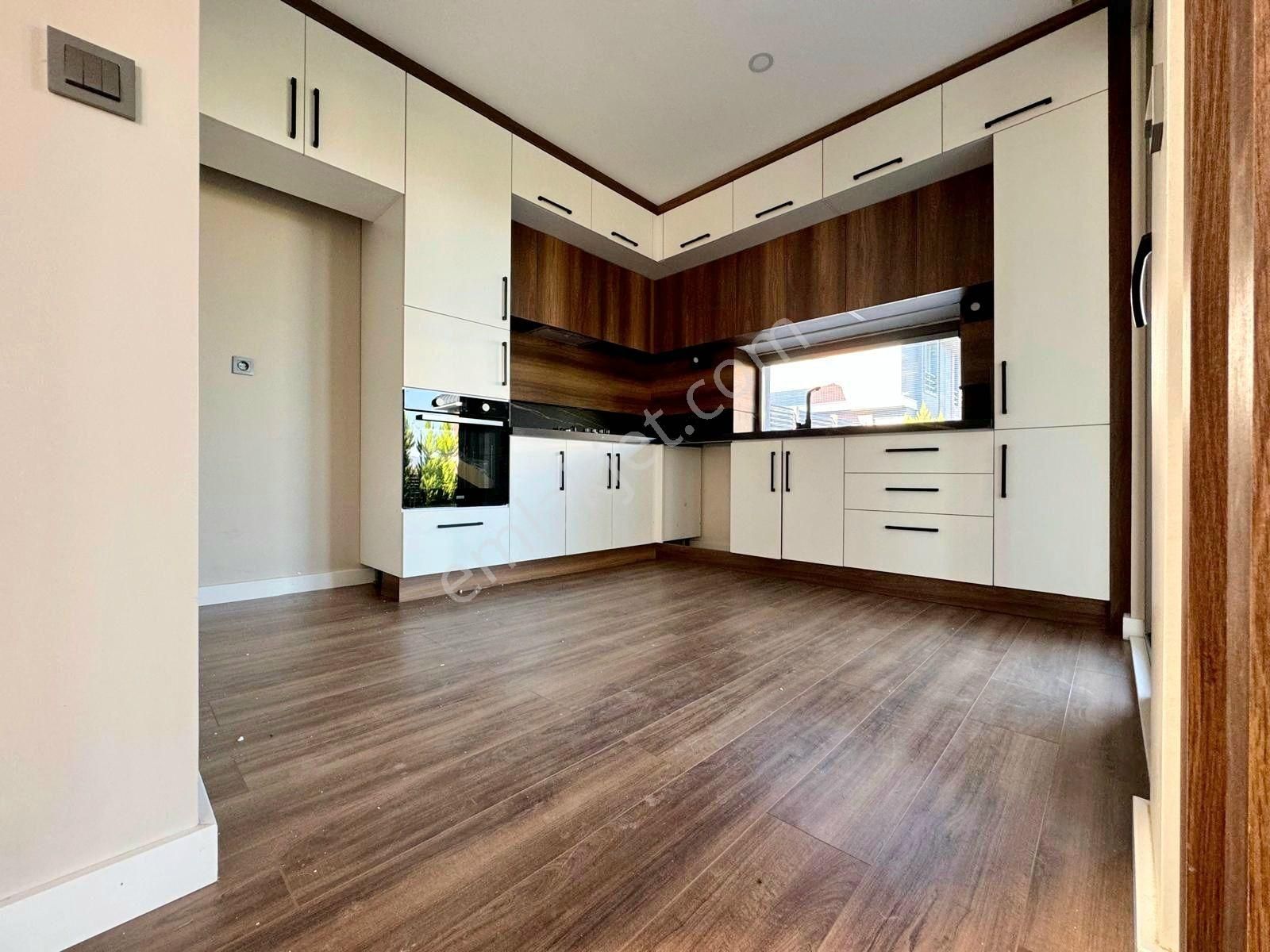 Vahdet'ten Gürede Cennetten Bir Köşe Havuzlu Lüks Tasarım Villa - Görsel 15