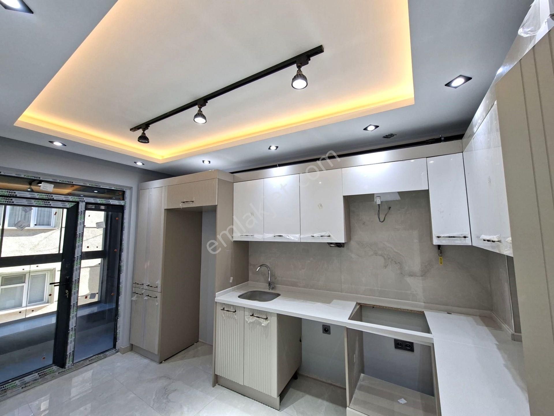 Recep Ümit'ten Şarhöyük'te Satılık Büyük Park Manzaralı Özel Garajlı 2+1 Sıfır Lüx Daireler. - Görsel 3