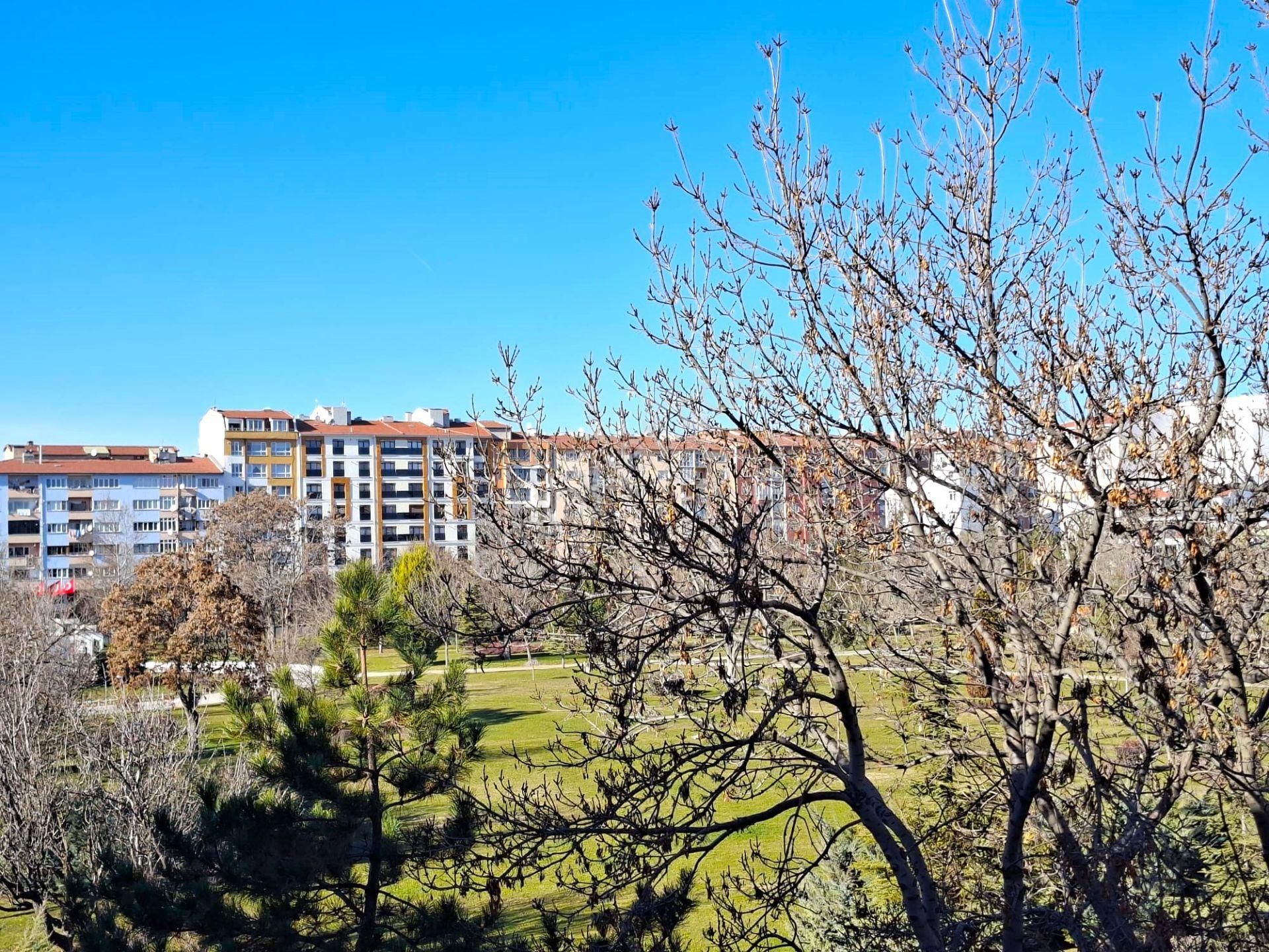 Recep Ümit'ten Şarhöyük'te Satılık Büyük Park Manzaralı Özel Garajlı 2+1 Sıfır Lüx Daireler. - Görsel 4