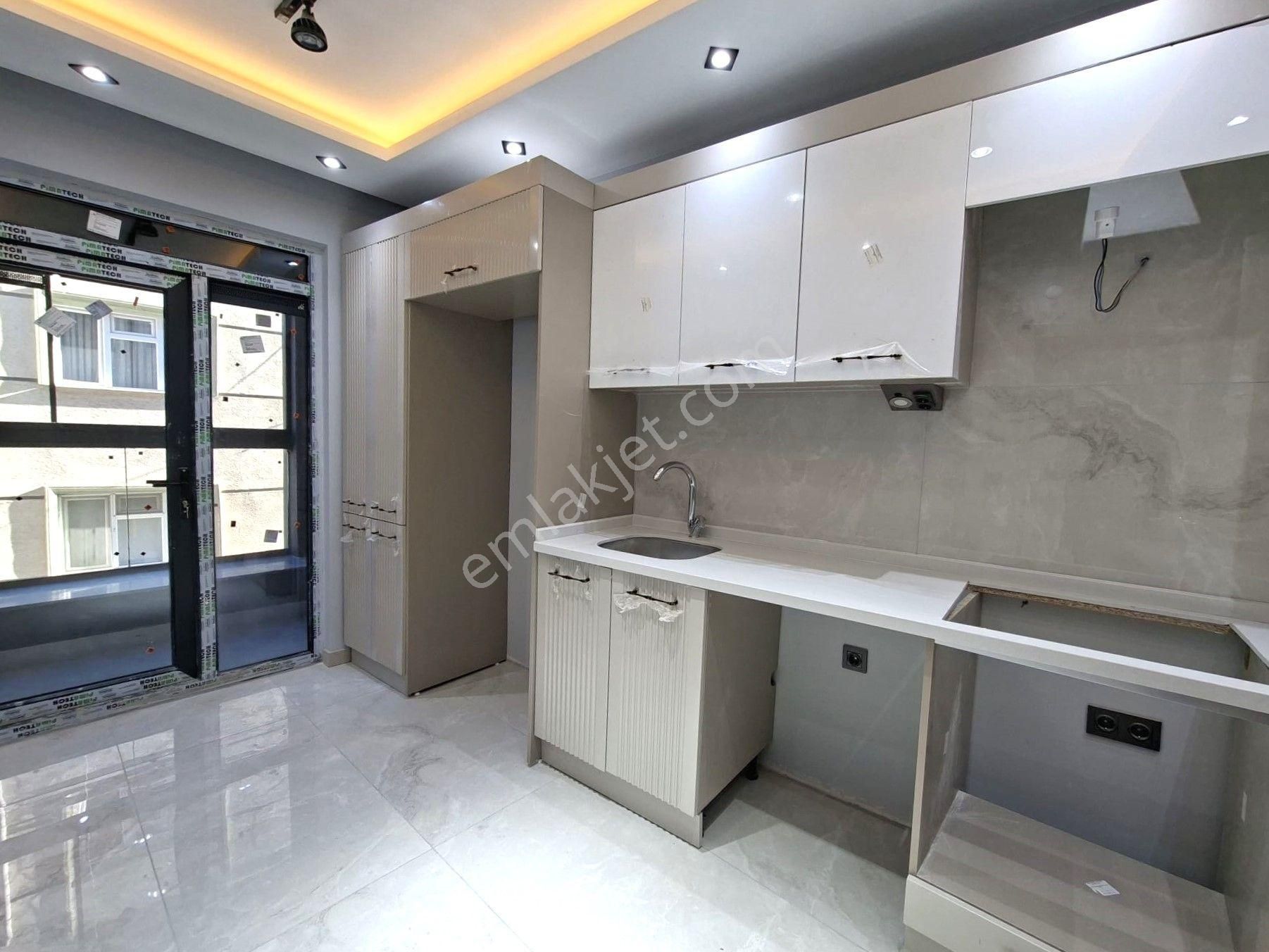 Recep Ümit'ten Şarhöyük'te Satılık Büyük Park Manzaralı Özel Garajlı 2+1 Sıfır Lüx Daireler. - Görsel 6