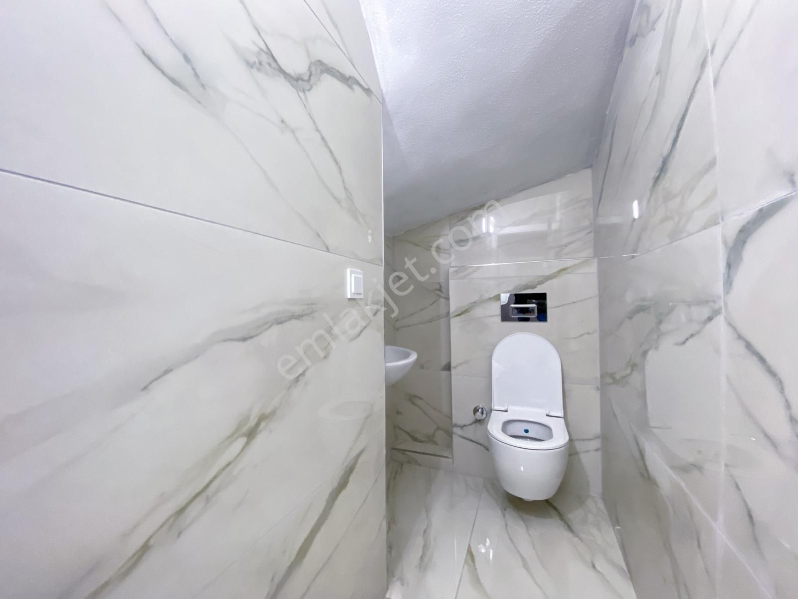 Kerim'den Fırsat! Güre Satılık Müstakil Bahçeli Sıfır 3+1 Villa - Görsel 6