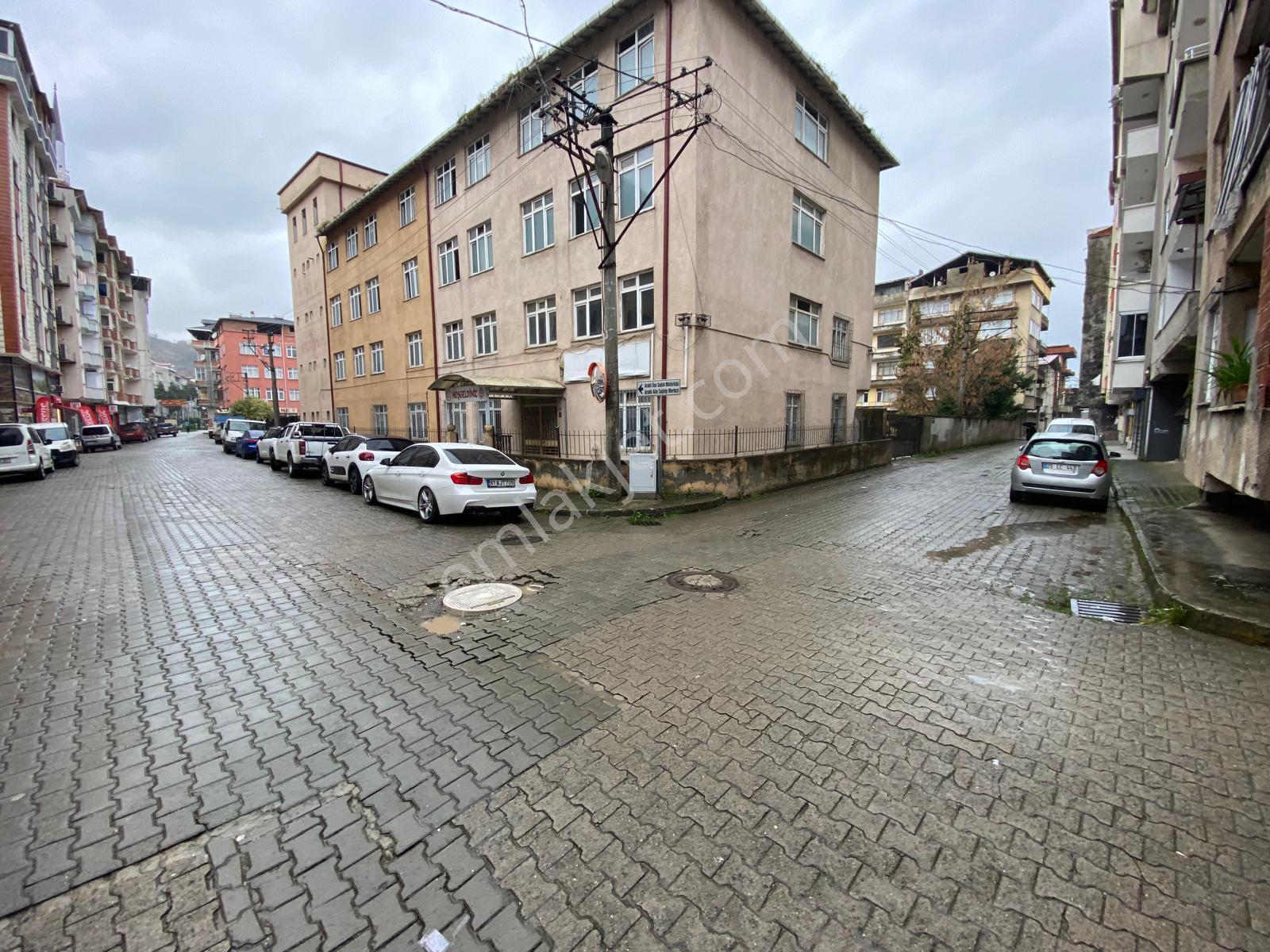 Trabzon Araklı'da Satılık Dükkan - Görsel 13