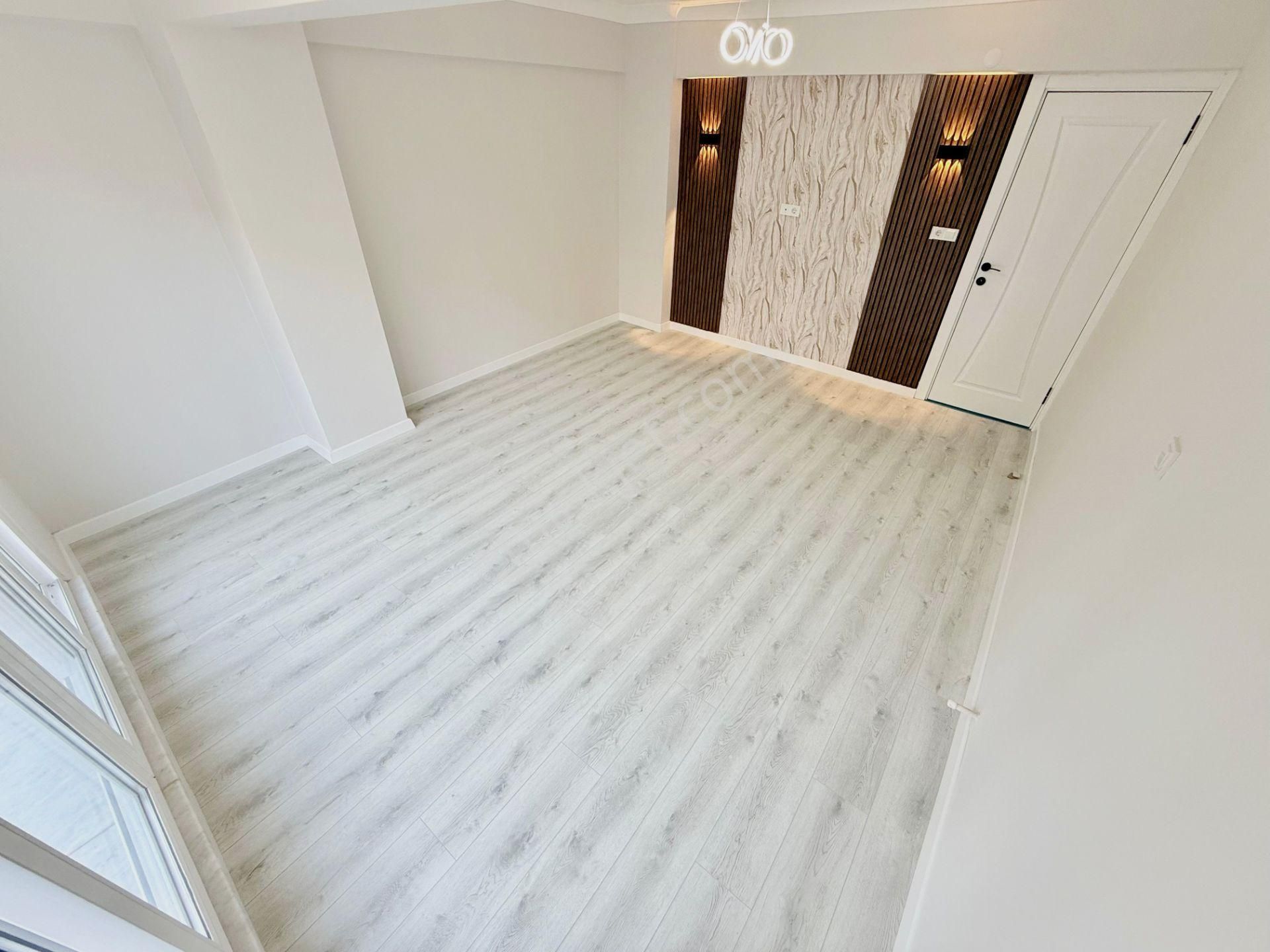 ꧁parla'dan Bahçe Kullanımlı Denize 100 Mt Satılık 2+1daire꧂ - Görsel 8