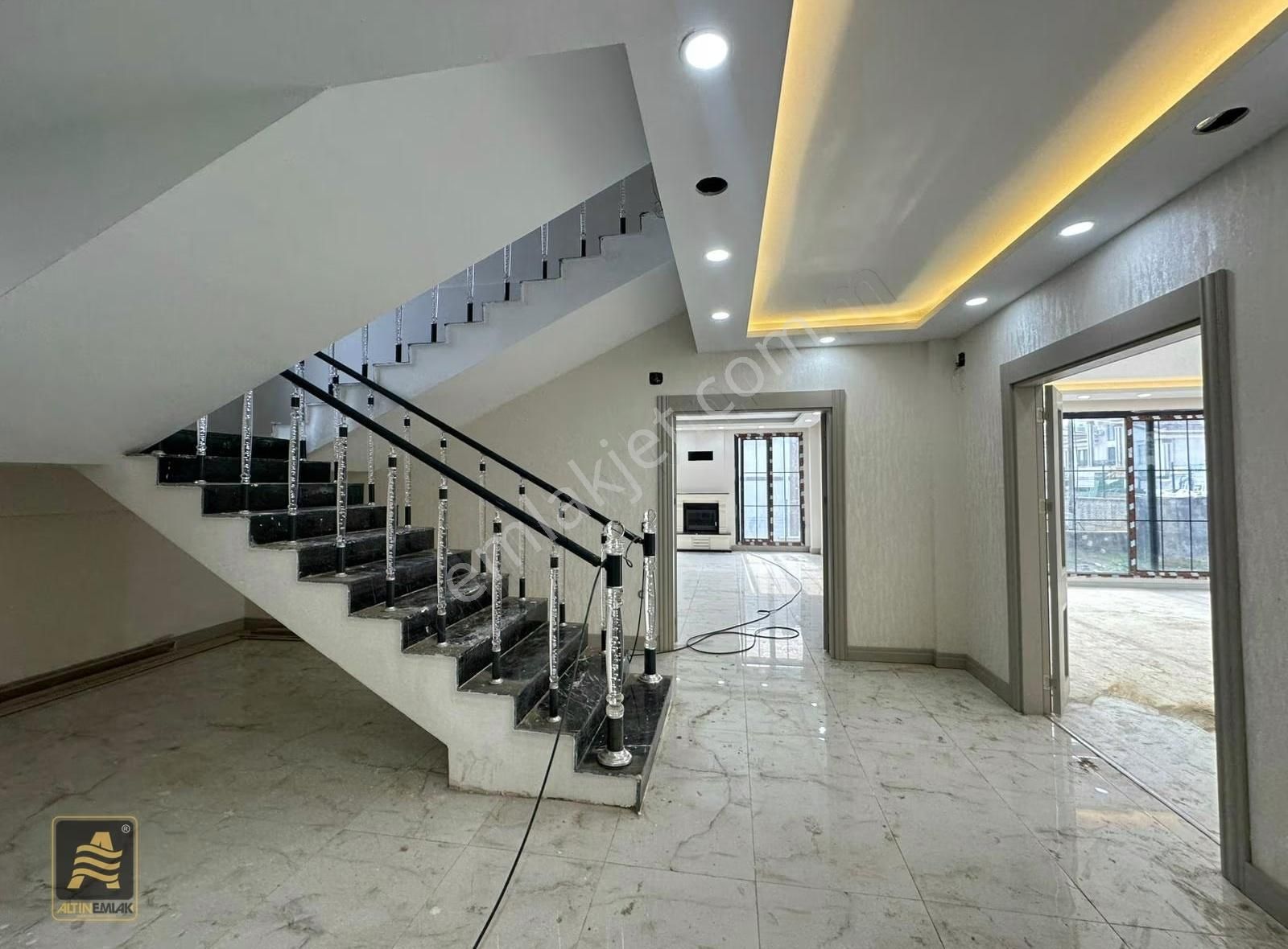 Diyarbakır Yenişehir 450 Evlerde Satılık Ultra Lüx 5.5 +1 Villa - Görsel 12