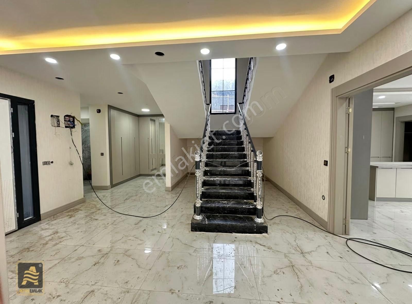 Diyarbakır Yenişehir 450 Evlerde Satılık Ultra Lüx 5.5 +1 Villa - Görsel 13