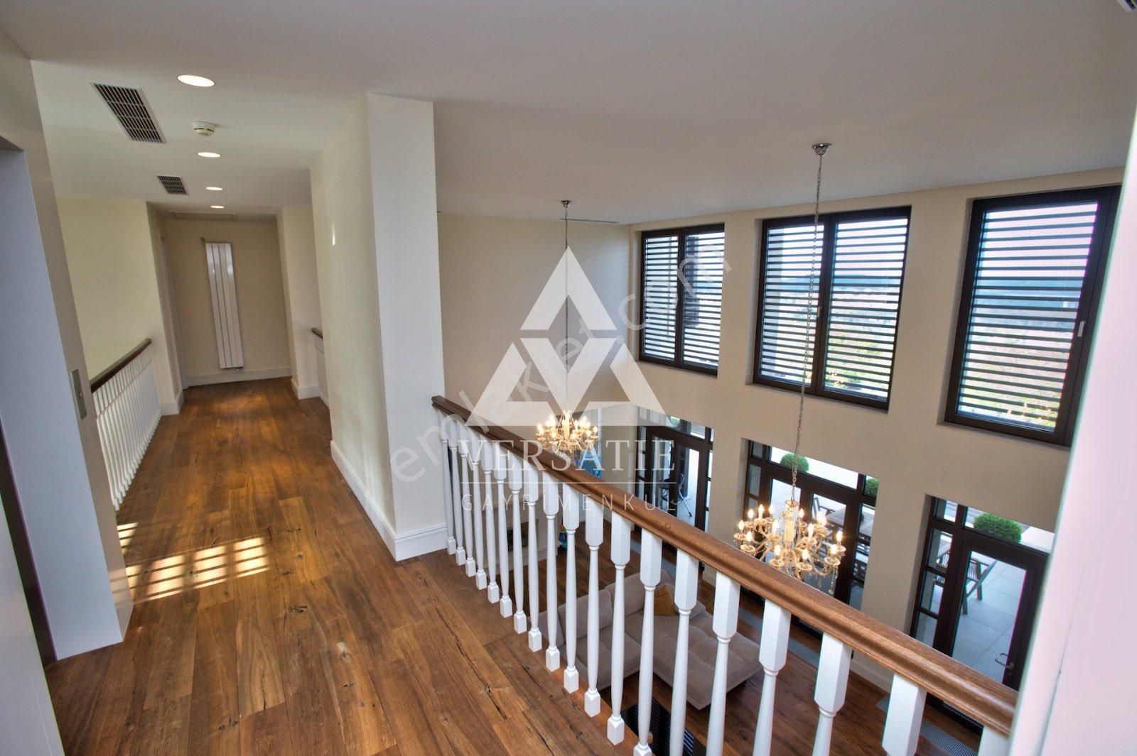 Zekeriyaköy Ormanada Şerefiyeli H700 Tip Deniz Manzaralı Asansörlü Satılık Villa Emsalsiz - Görsel 2