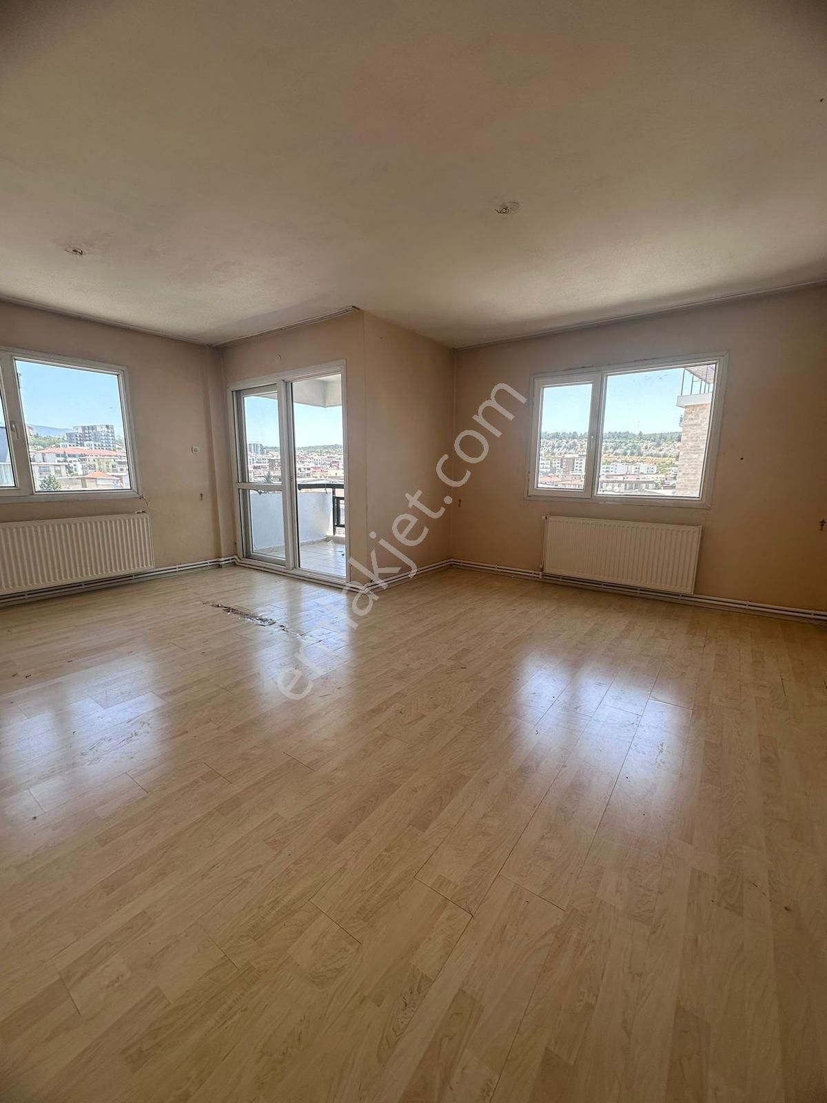 Remax Arma'dan Buca Da Kıralık 3+1 Daıre - Görsel 6