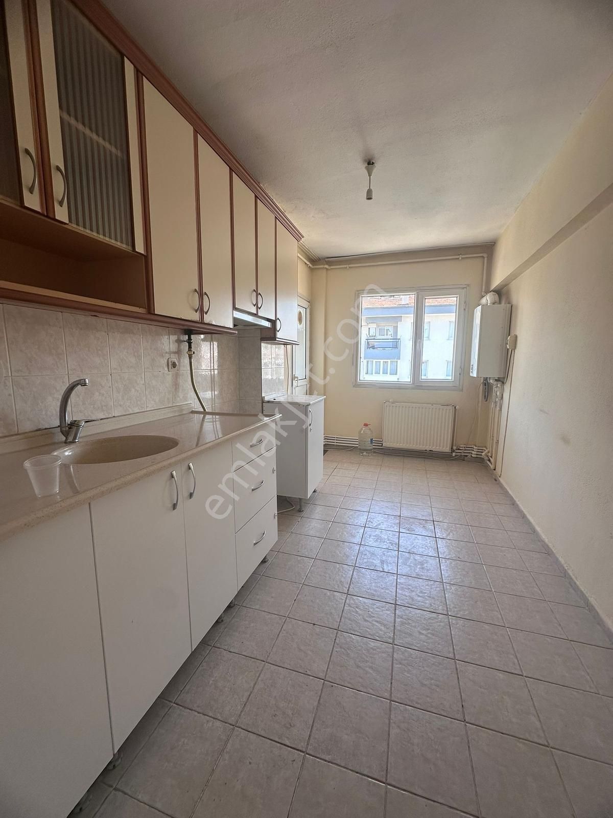 Remax Arma'dan Buca Da Kıralık 3+1 Daıre - Görsel 2