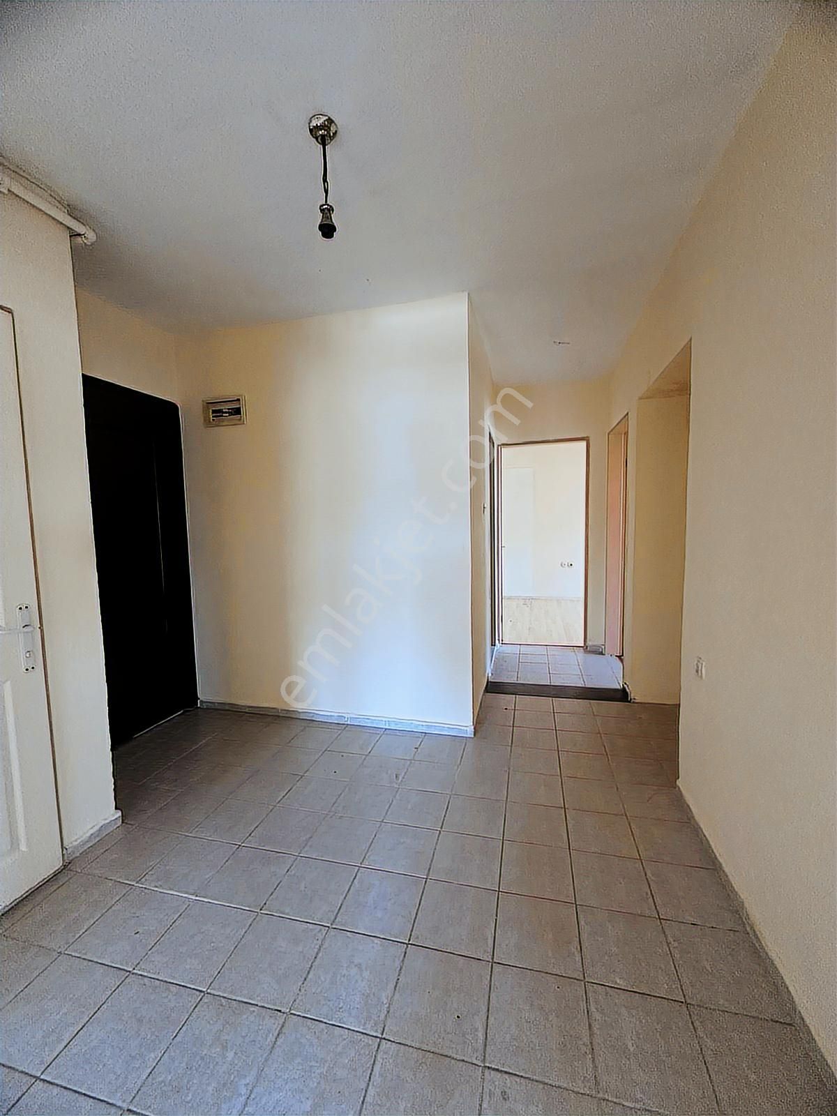 Remax Arma'dan Buca Da Kıralık 3+1 Daıre - Görsel 5