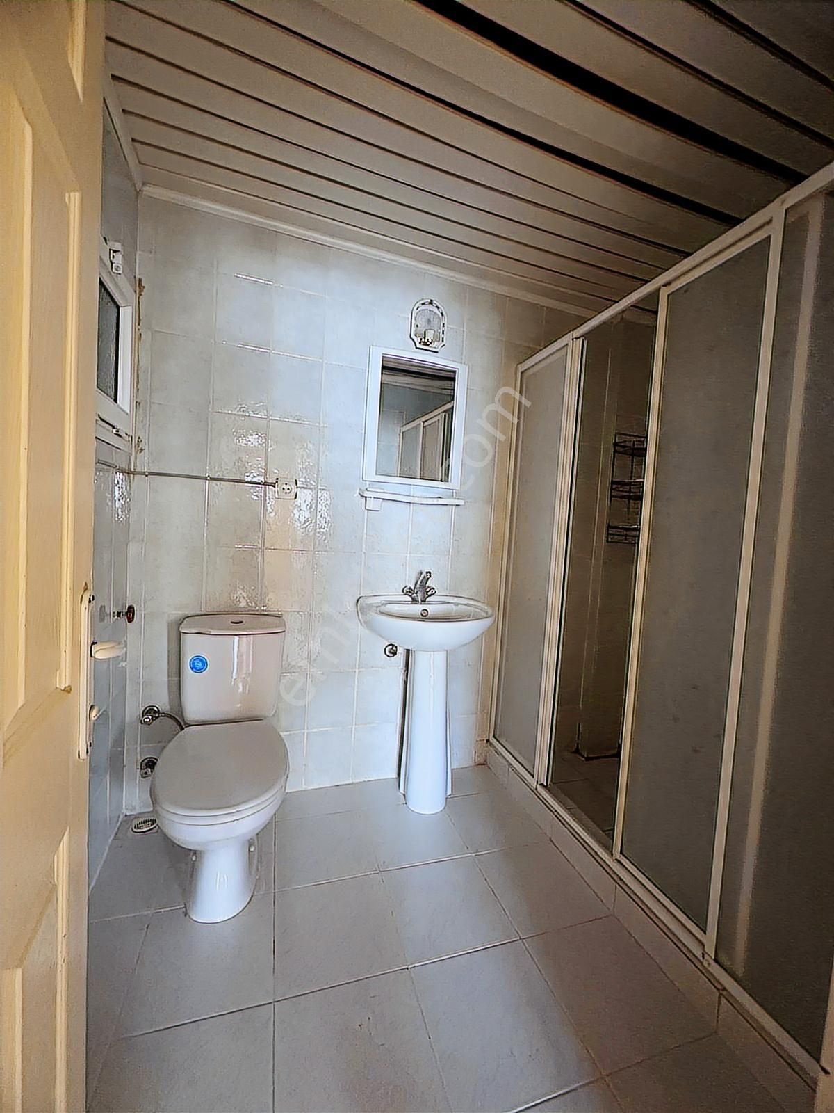 Remax Arma'dan Buca Da Kıralık 3+1 Daıre - Görsel 14