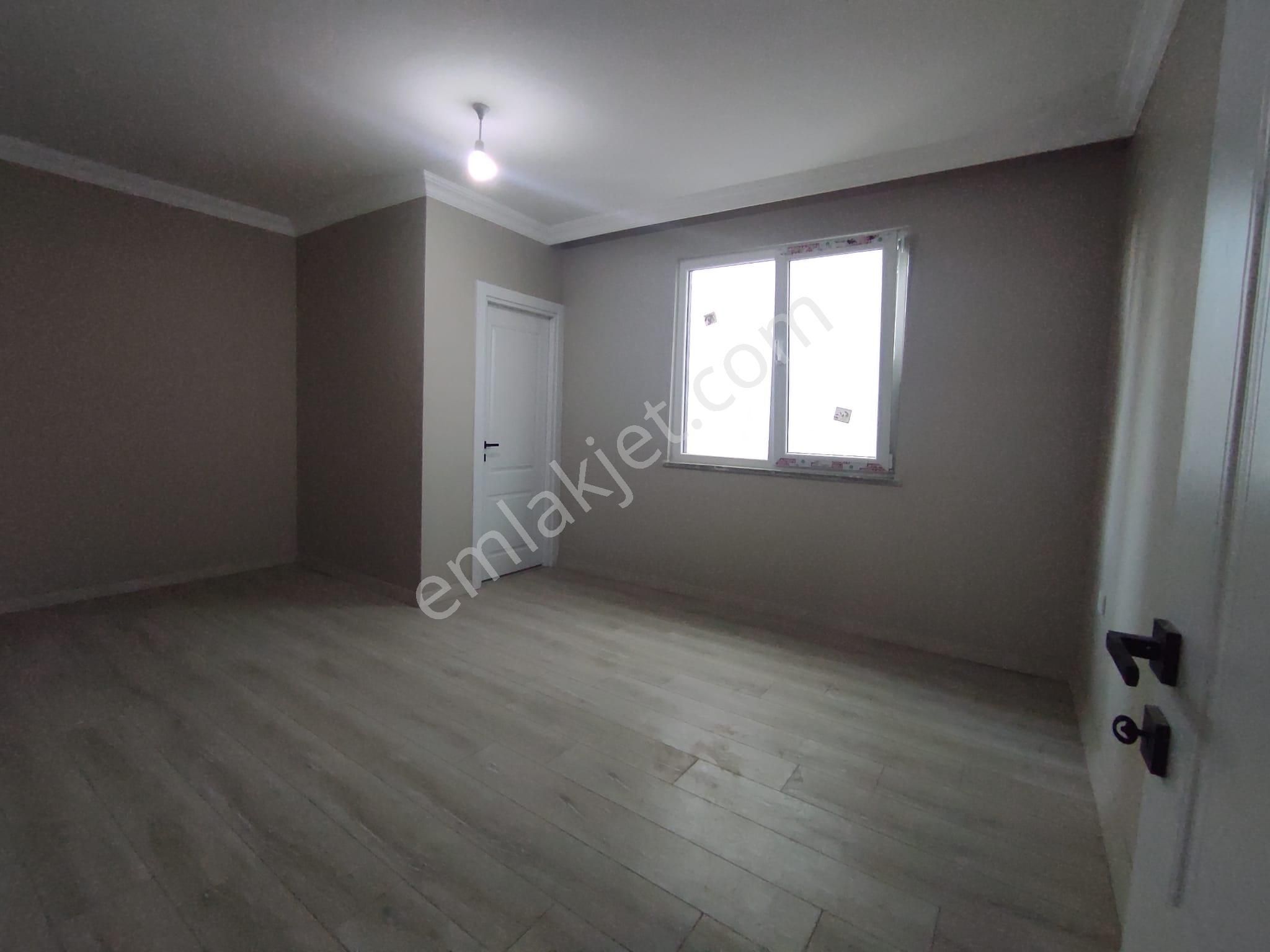 Demokrasi Caddesi Metroya Yakın Asansörlü 3+1 Üst Dubleks - Görsel 19