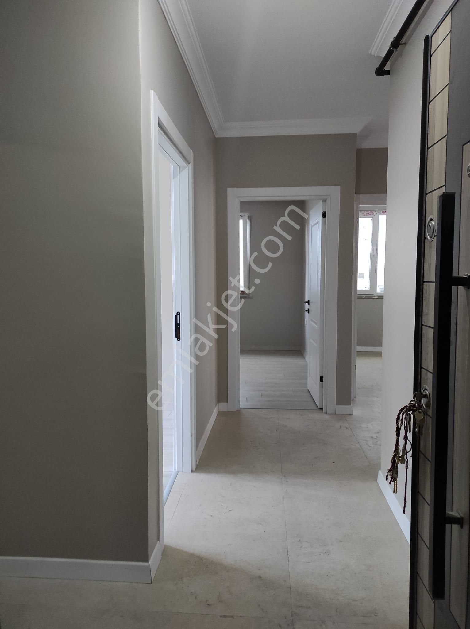 Demokrasi Caddesi Metroya Yakın Asansörlü 3+1 Üst Dubleks - Görsel 6