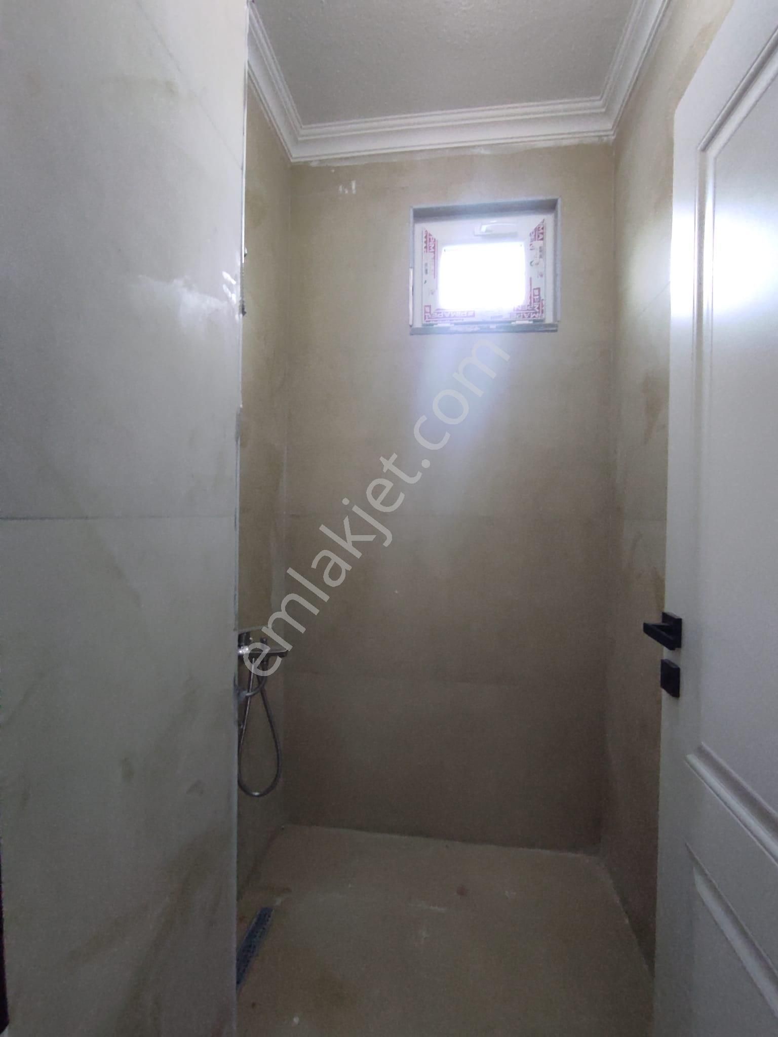 Demokrasi Caddesi Metroya Yakın Asansörlü 3+1 Üst Dubleks - Görsel 21