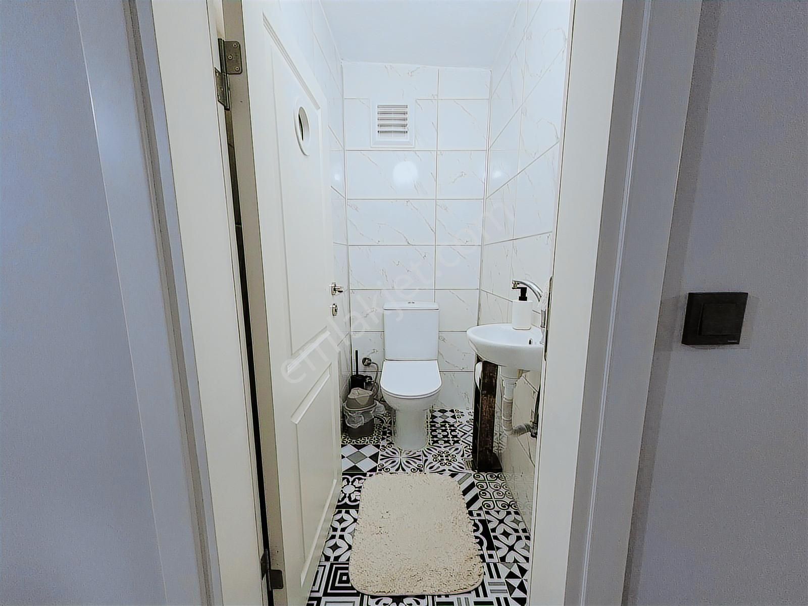 İzmir Buca Güven Mahallesi 2+1 Satılık Daire - Görsel 16