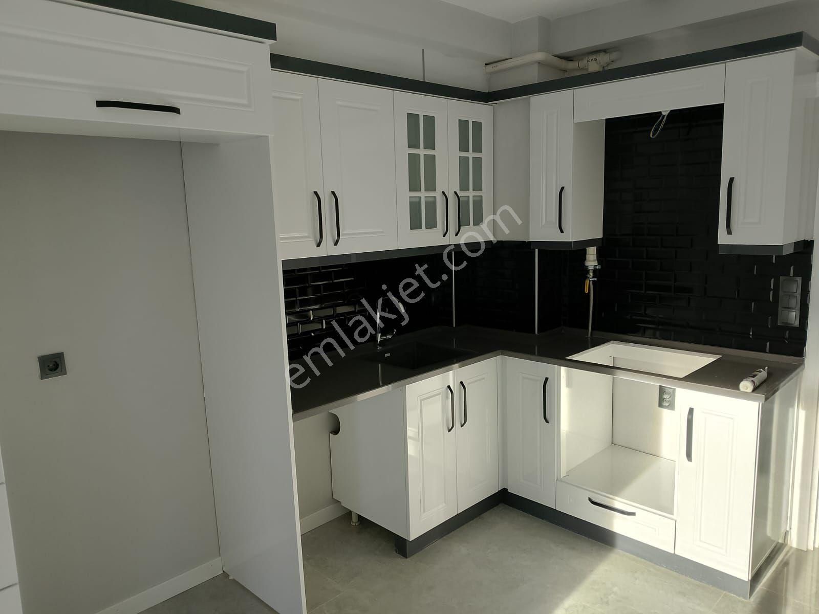 Aydın Söke Fevzipaşa Mah Doğalgazlı Yüksek Giriş 2+1 Kapalı Mutfak Sıfır Satılık - Görsel 2