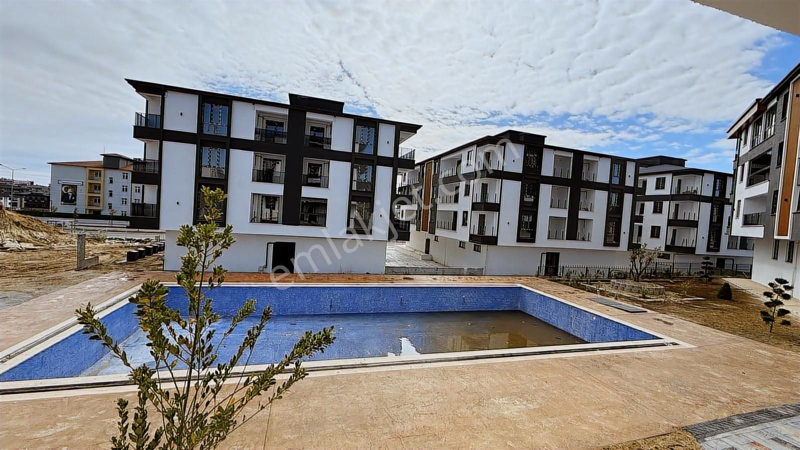 Turyap Hürriyetten Havuzlu Elit Sitede Satılık 2+1 Daire! - Görsel 30