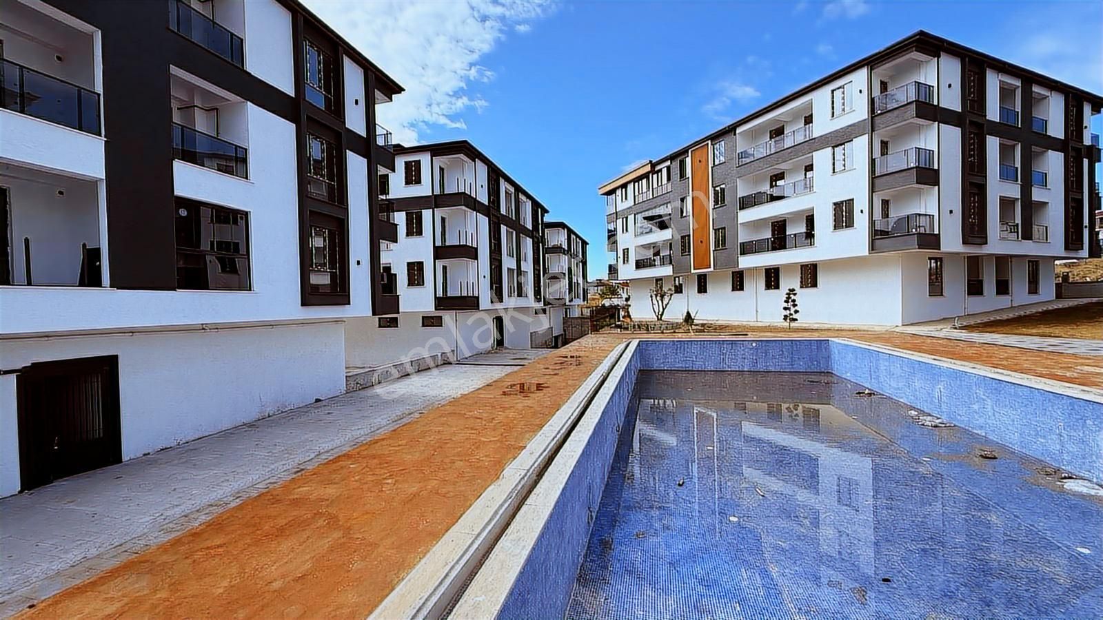 Turyap Hürriyetten Havuzlu Elit Sitede Satılık 2+1 Daire! - Görsel 19