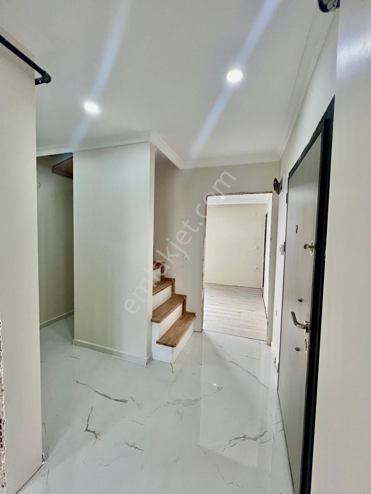 İmren Gayrimenkulden Söğütlüçeşme Mh.'sinde Satılık Lüks Yapım 4+2 235 M2 Sıfır Dubleks - Görsel 17