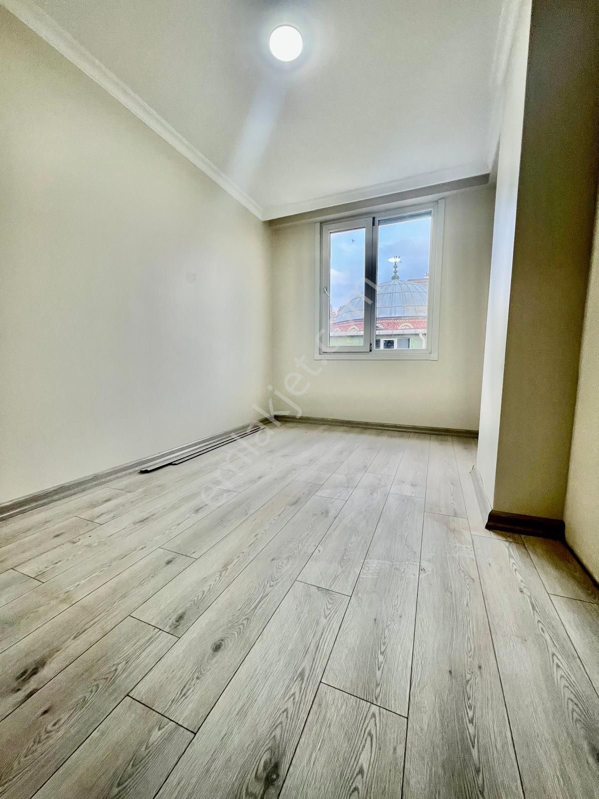 İmren Gayrimenkulden Söğütlüçeşme Mh.'sinde Satılık Lüks Yapım 4+2 235 M2 Sıfır Dubleks - Görsel 13