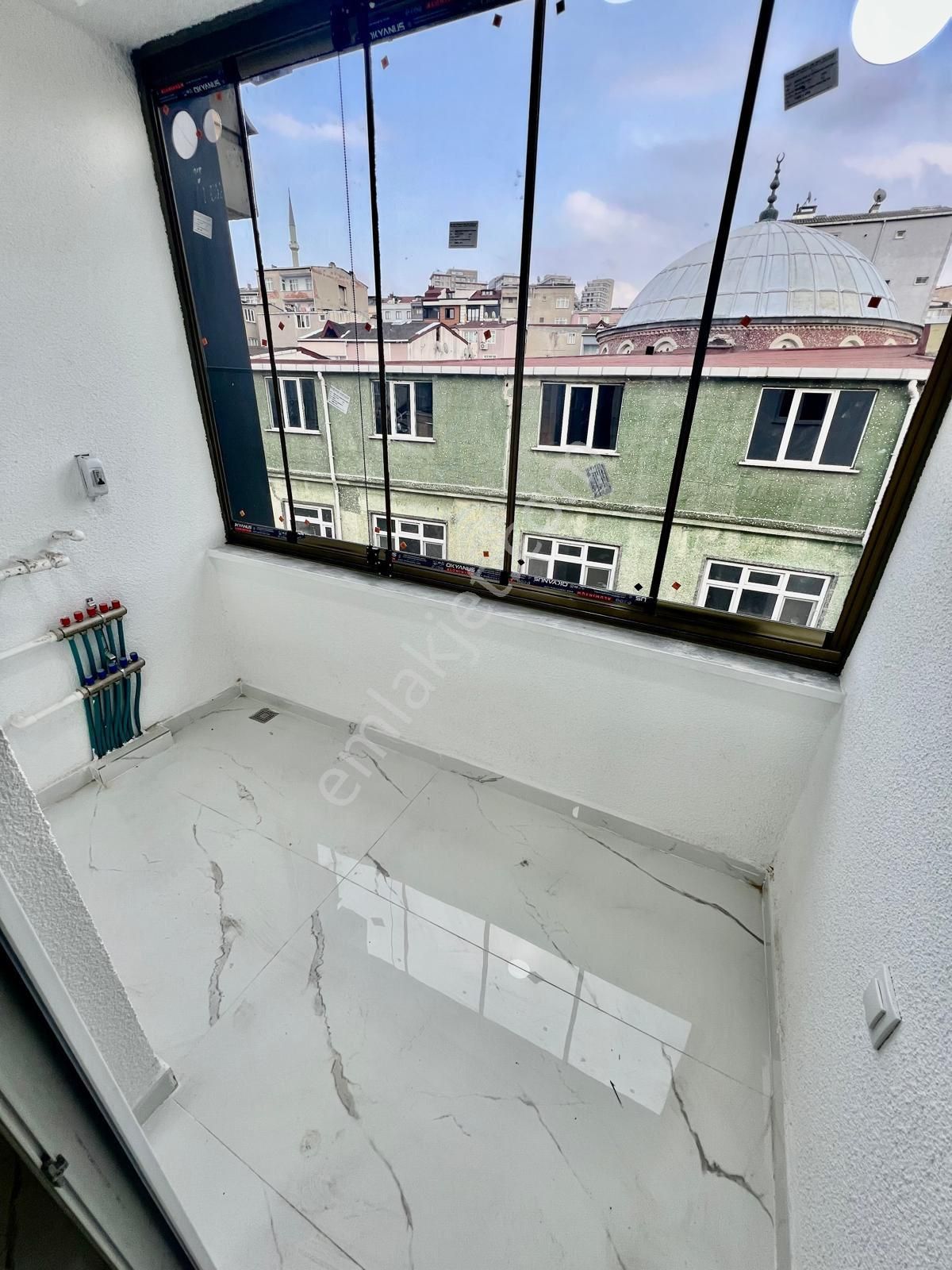 İmren Gayrimenkulden Söğütlüçeşme Mh.'sinde Satılık Lüks Yapım 4+2 235 M2 Sıfır Dubleks - Görsel 7