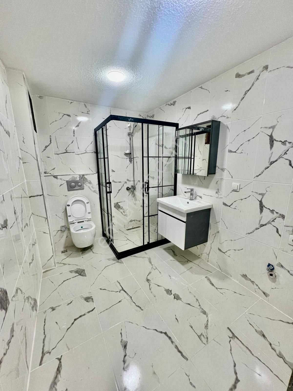 İmren Gayrimenkulden Söğütlüçeşme Mh.'sinde Satılık Lüks Yapım 4+2 235 M2 Sıfır Dubleks - Görsel 16