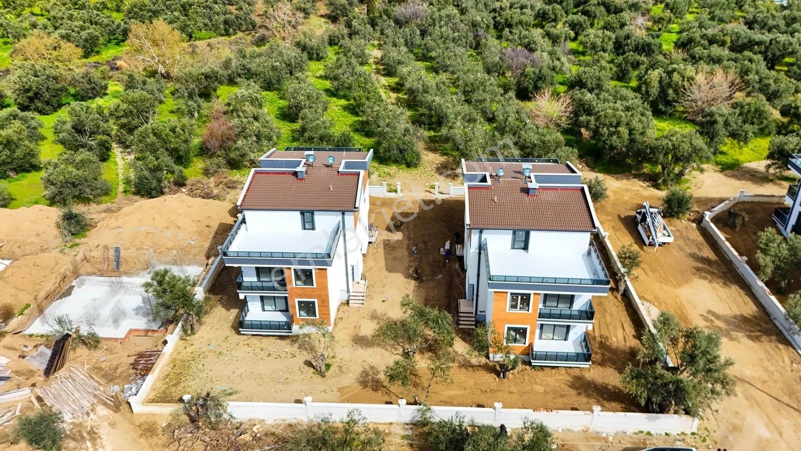 Kerim'den Altınoluk Satılık Denize 5dk Sıfır Bahçeli Villa - Görsel 20
