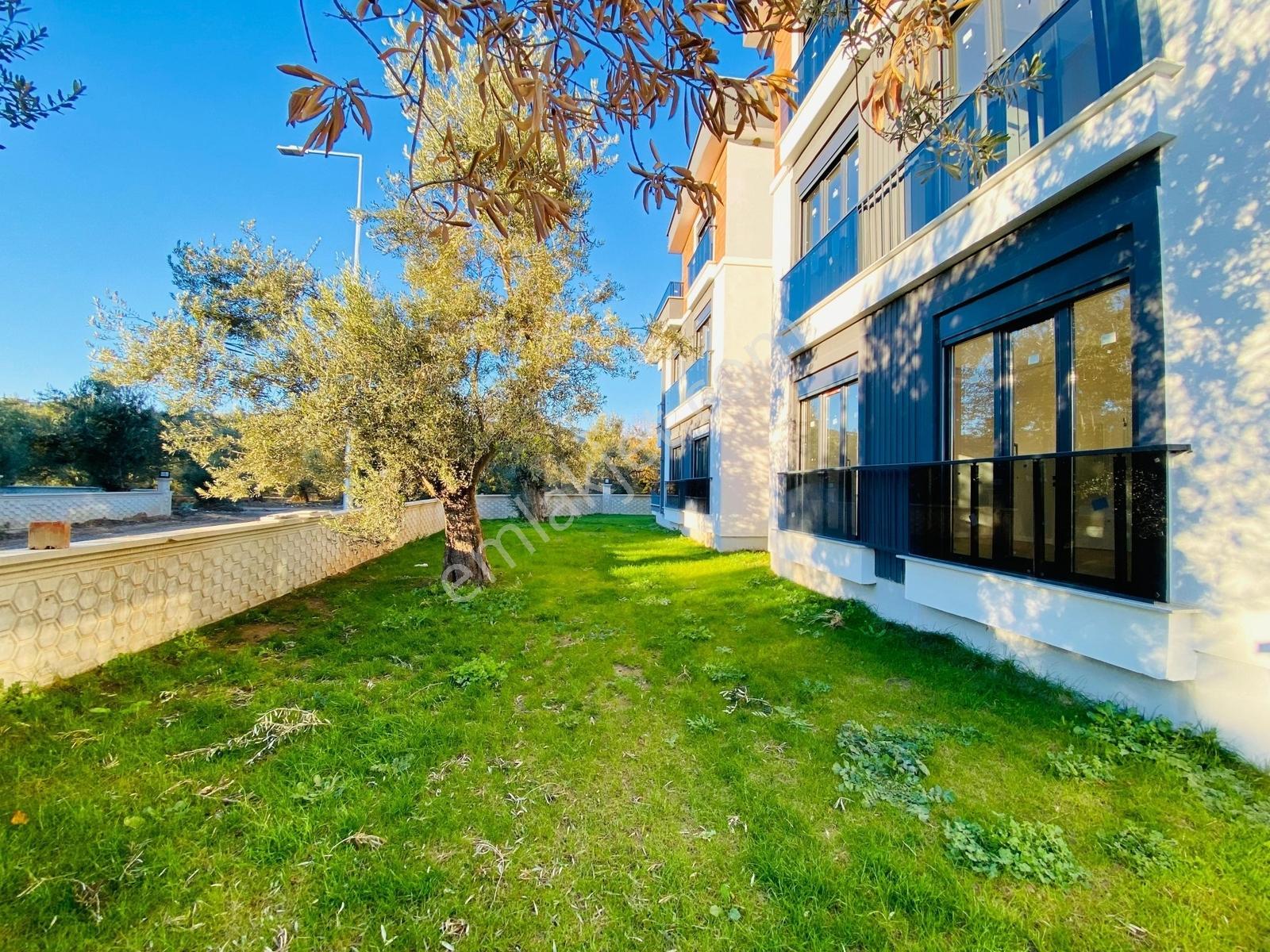 Kerim'den Altınoluk Satılık Denize 5dk Sıfır Bahçeli Villa - Görsel 26