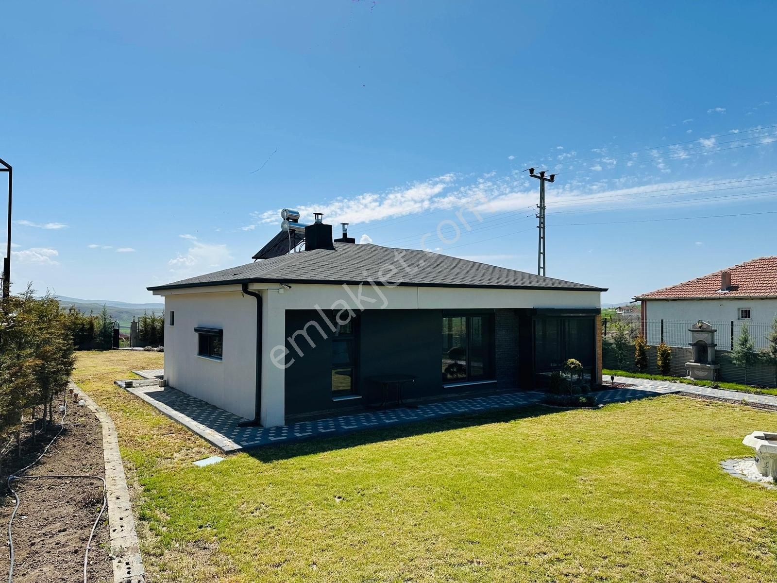 Höbekte Eşsiz Güzellikte Butik Villa - Görsel 35