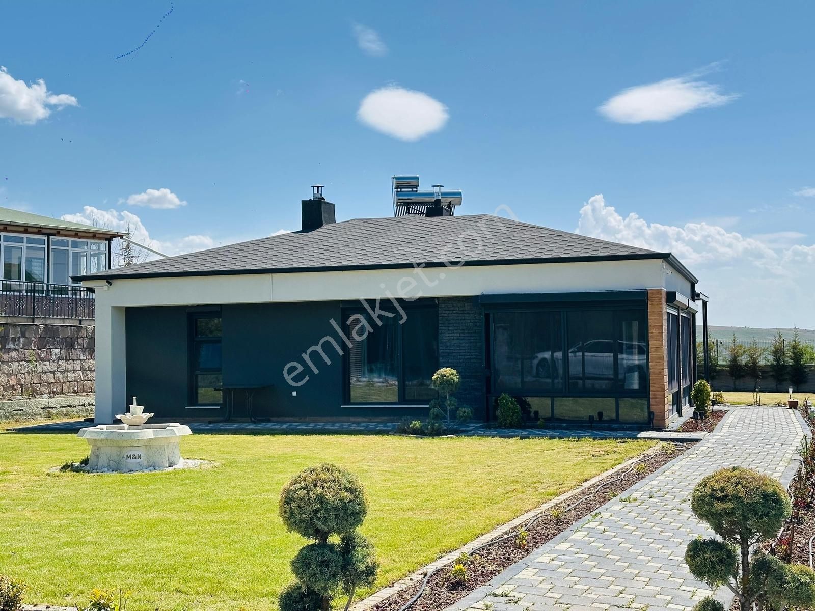 Höbekte Eşsiz Güzellikte Butik Villa - Görsel 30