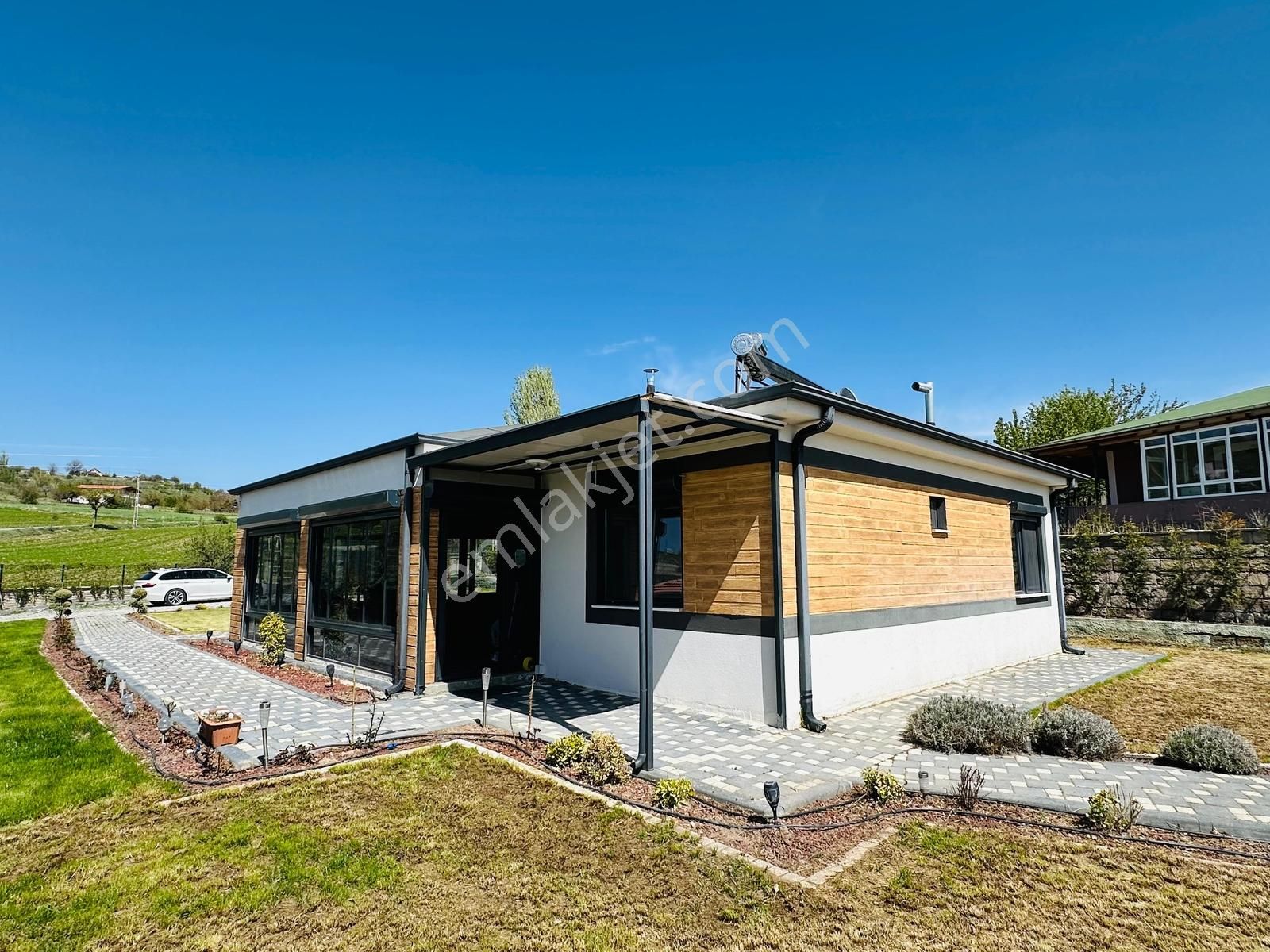 Höbekte Eşsiz Güzellikte Butik Villa - Görsel 12