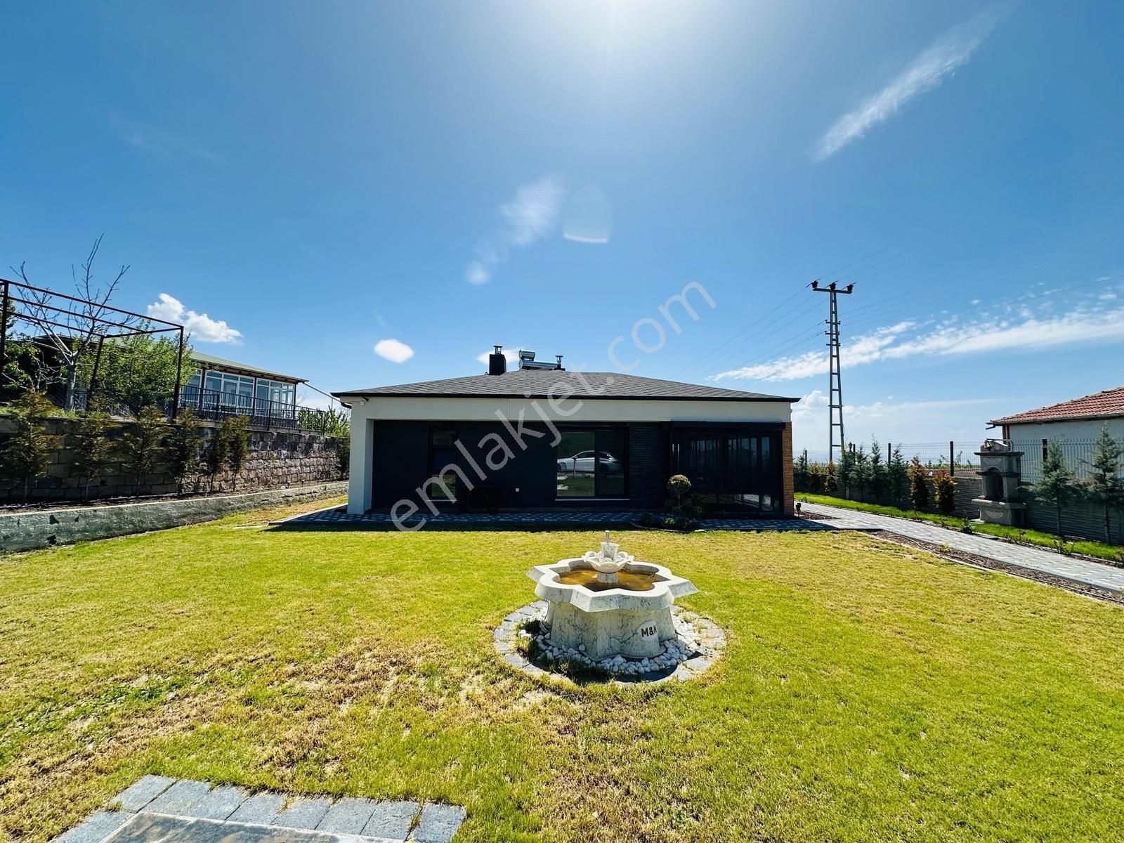 Höbekte Eşsiz Güzellikte Butik Villa - Görsel 26