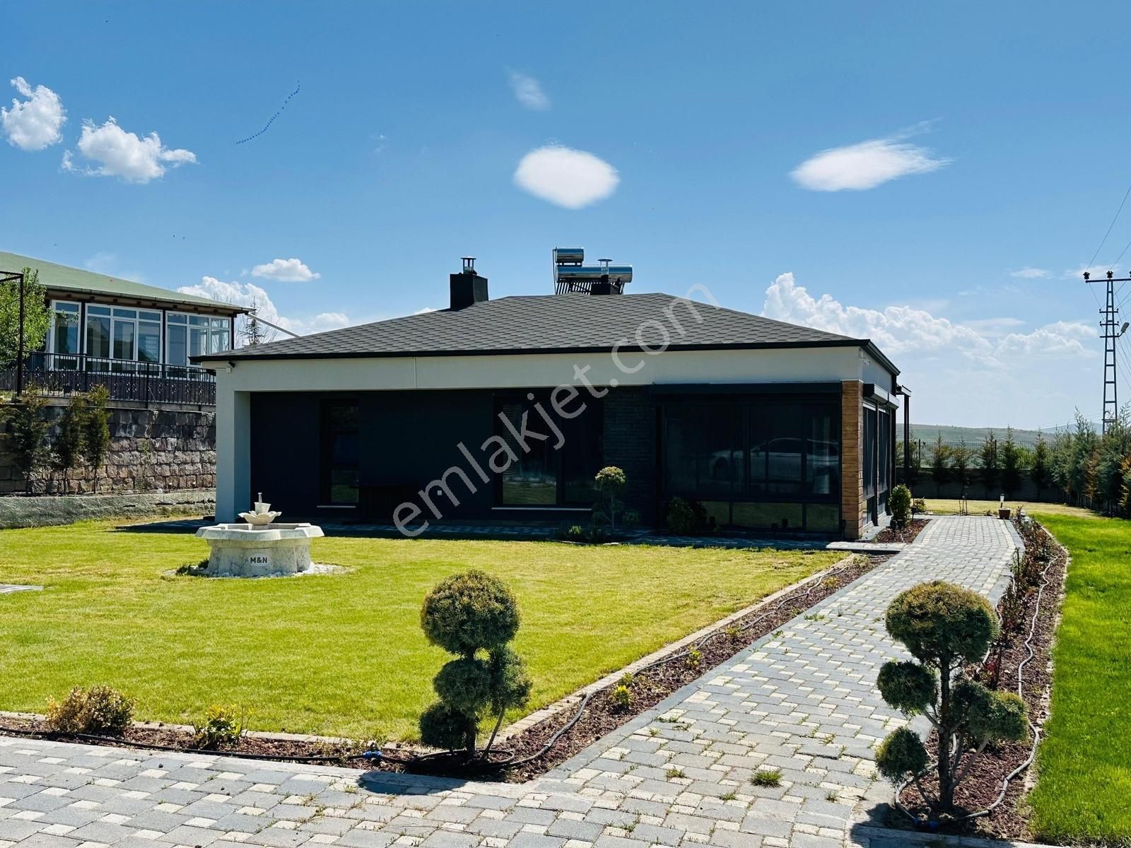 Höbekte Eşsiz Güzellikte Butik Villa - Görsel 29