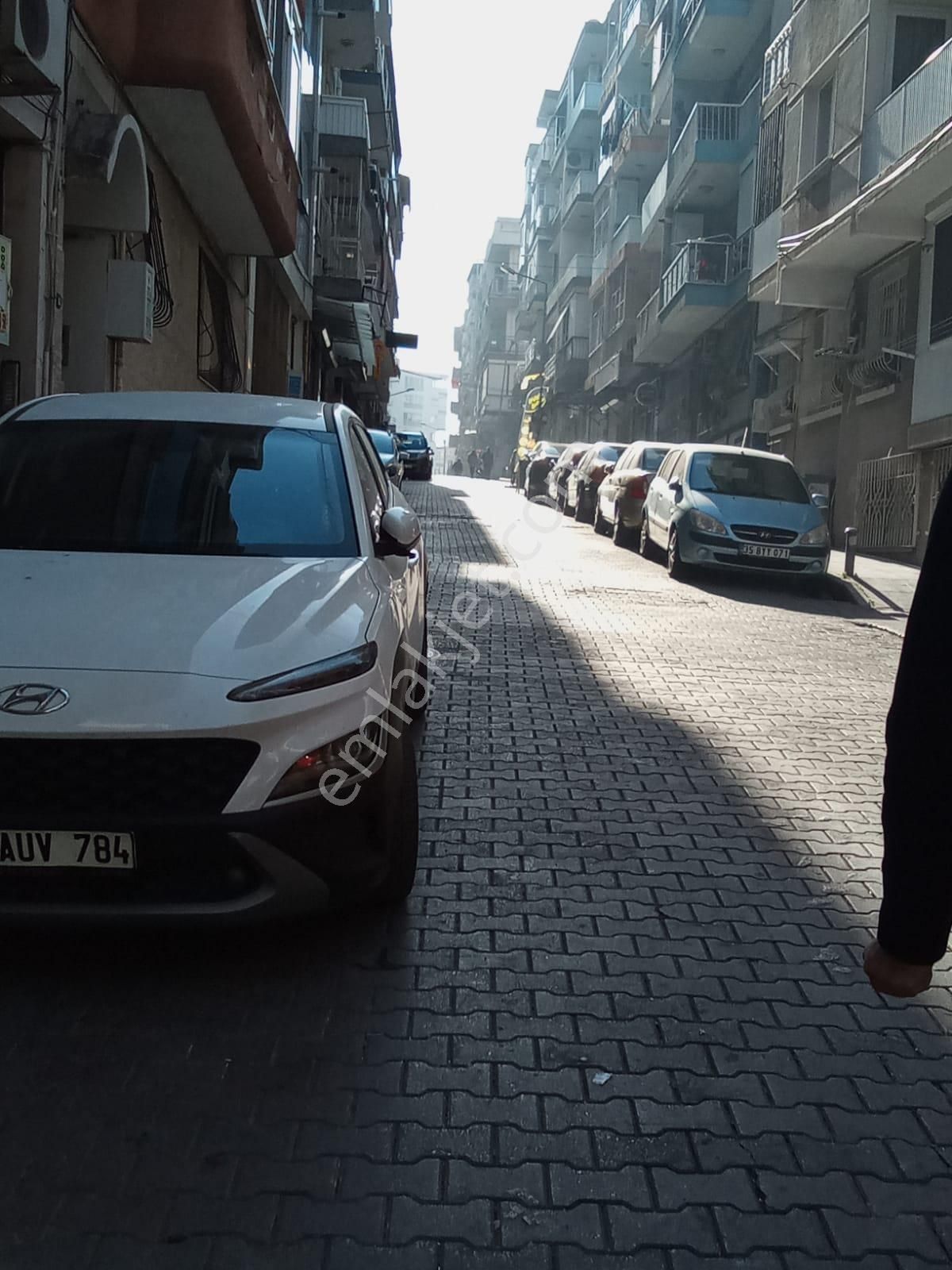 Satılık 2+1 Üçyolda Metro Yakını Bahçeli Daire - Görsel 19