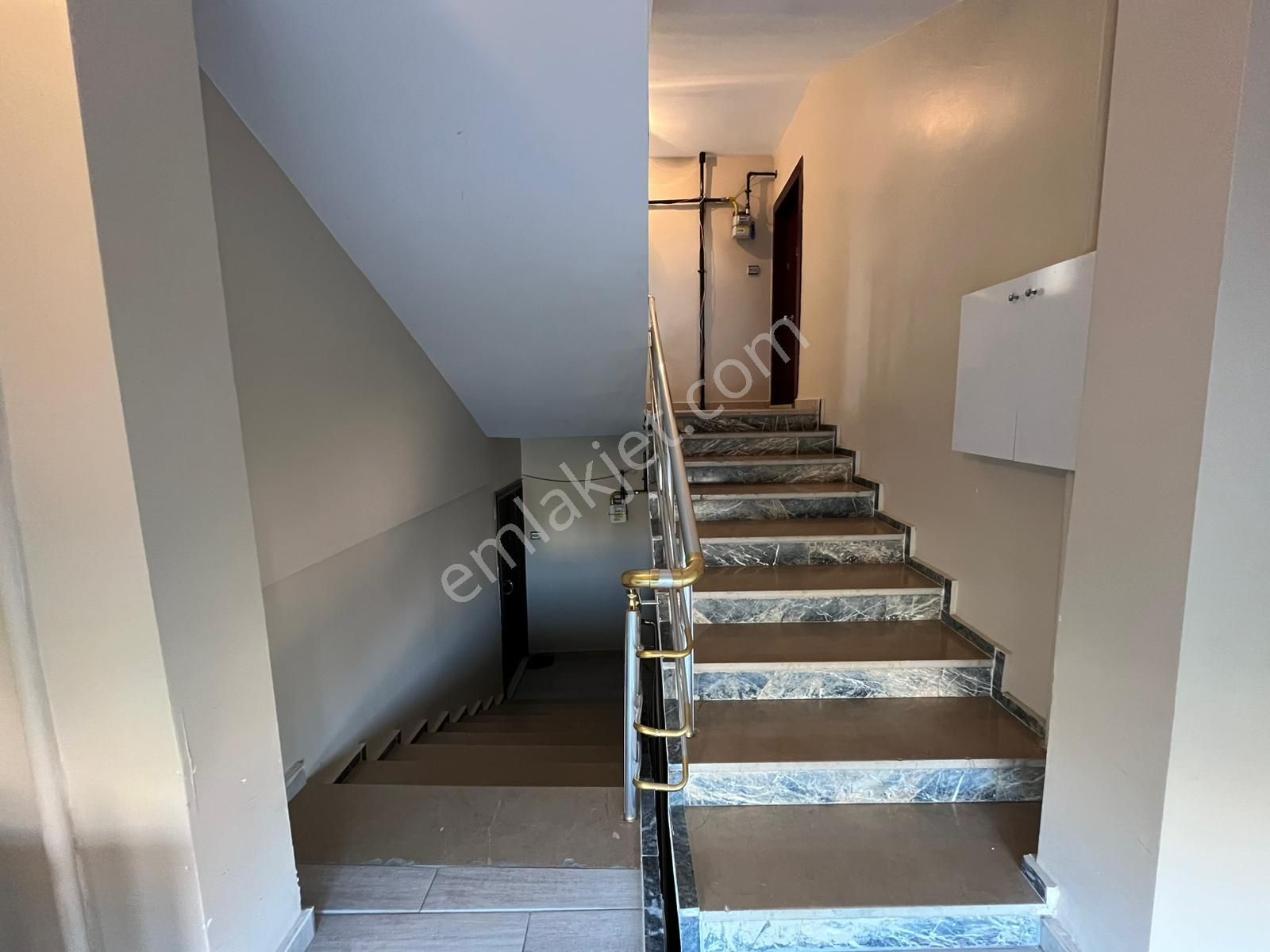 Büyükçekmece Kumburgaz Da Kiralık 2+1 Daire 150 M2 - Görsel 15