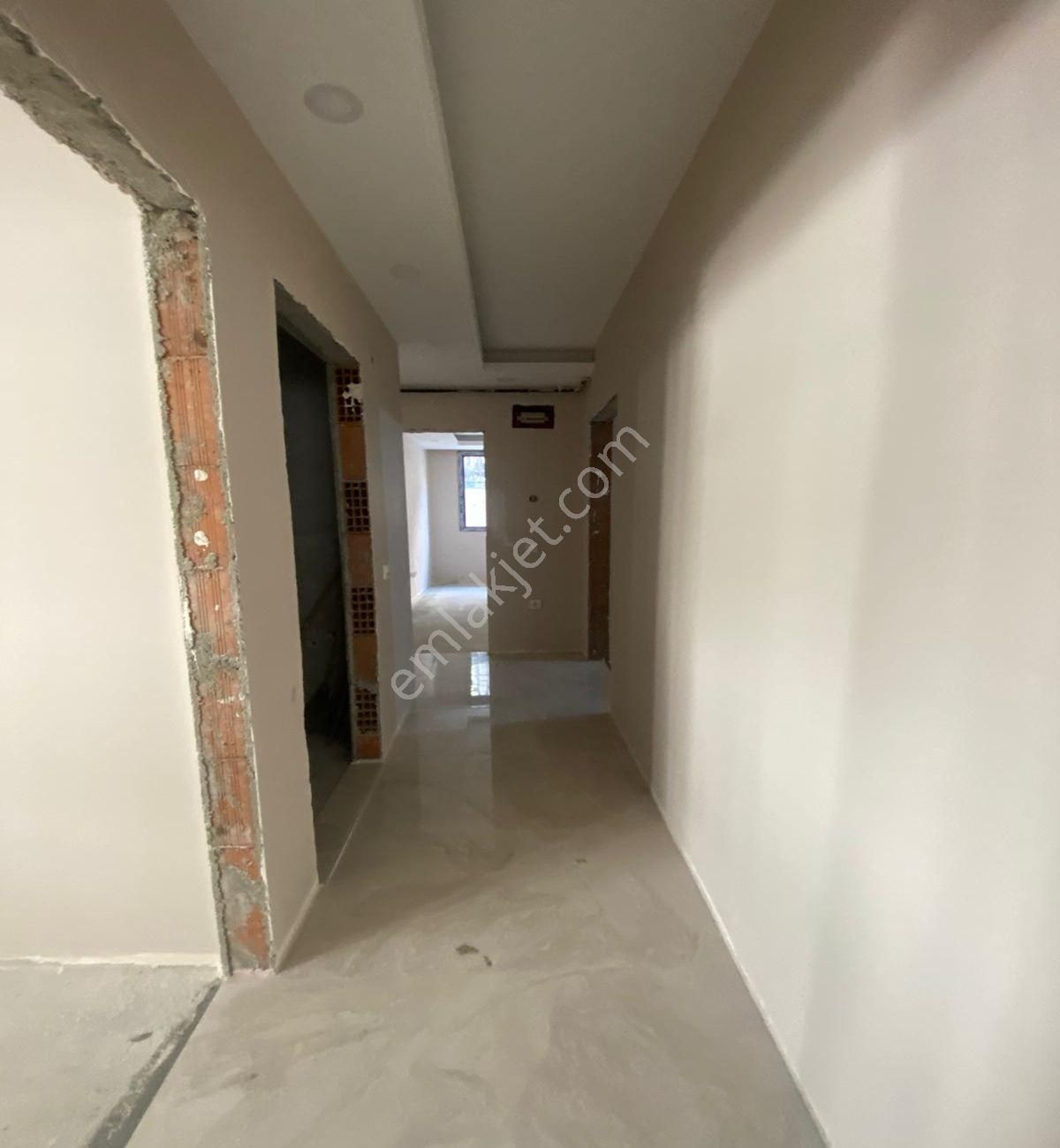 Avcılar Merkezde 2+1 Ferah Düz Giriş Satılık Daire - Görsel 4