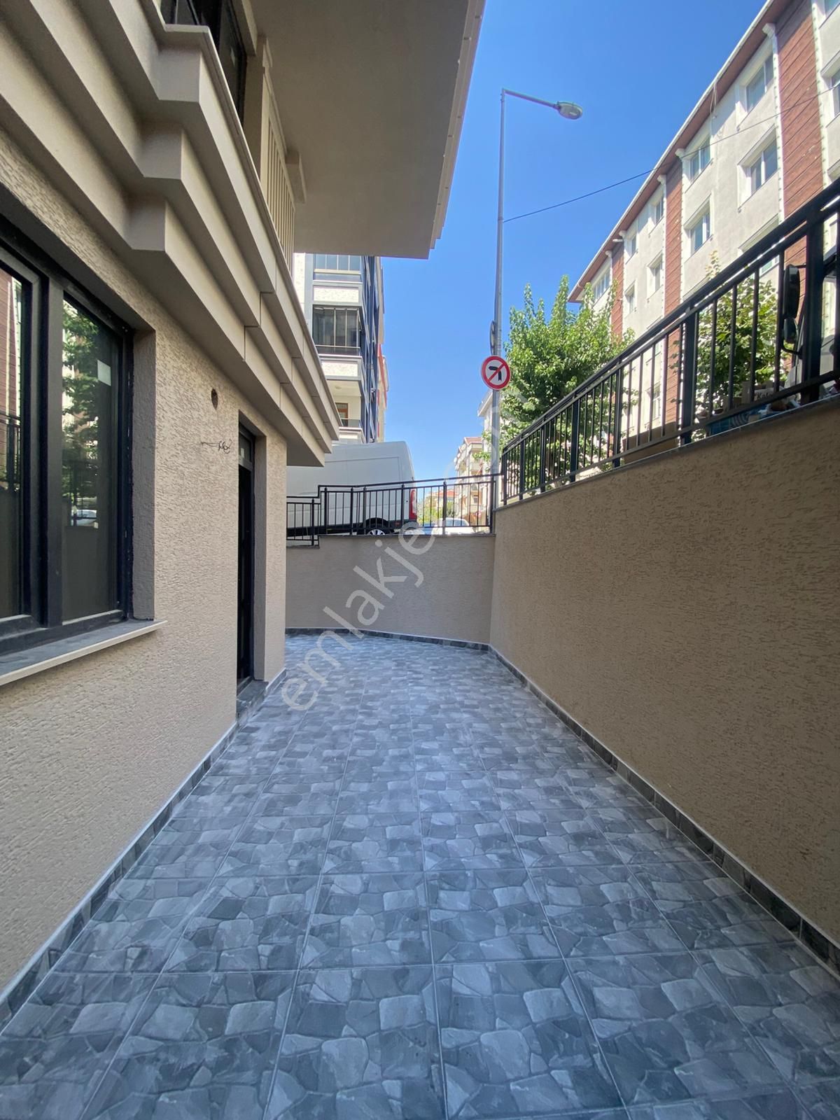 Avcılar Merkezde 2+1 Ferah Düz Giriş Satılık Daire - Görsel 14