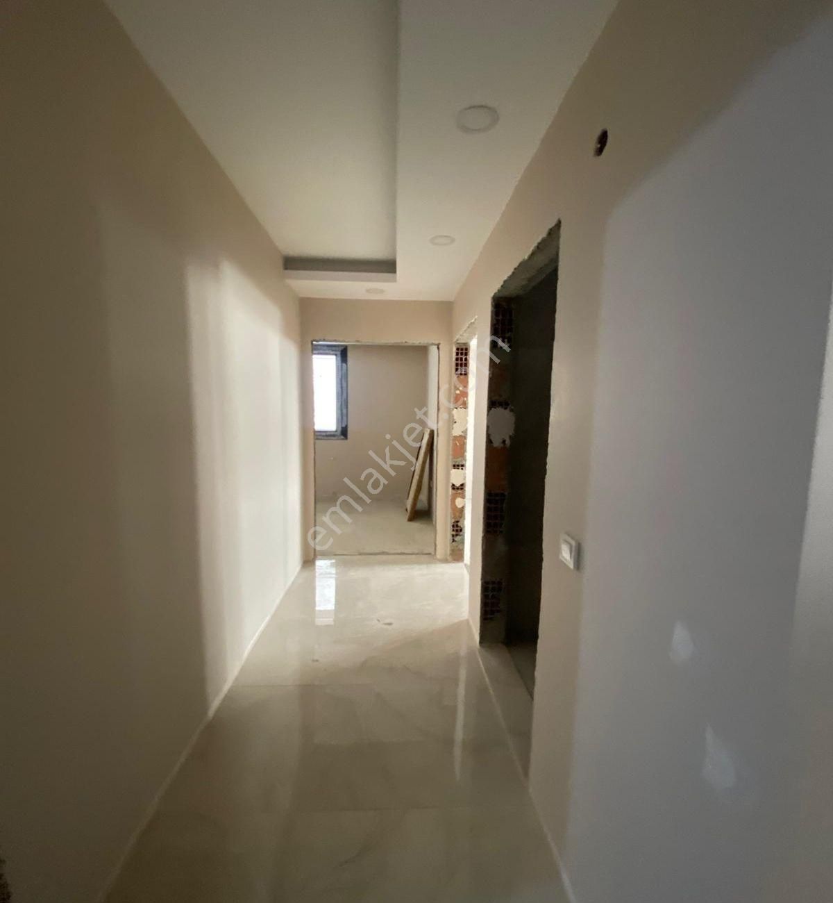 Avcılar Merkezde 2+1 Ferah Düz Giriş Satılık Daire - Görsel 5