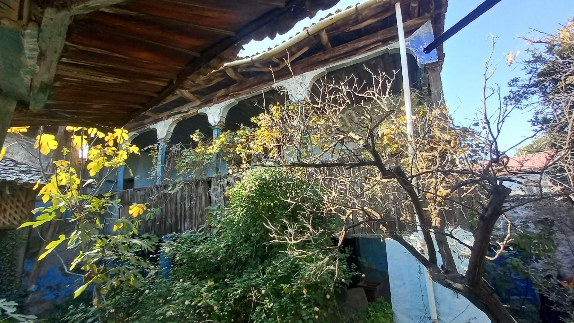 500 M2 Yatırımlık Arsa ...tire Çarşı Merkezinde ,adliye Arkasında - Görsel 3