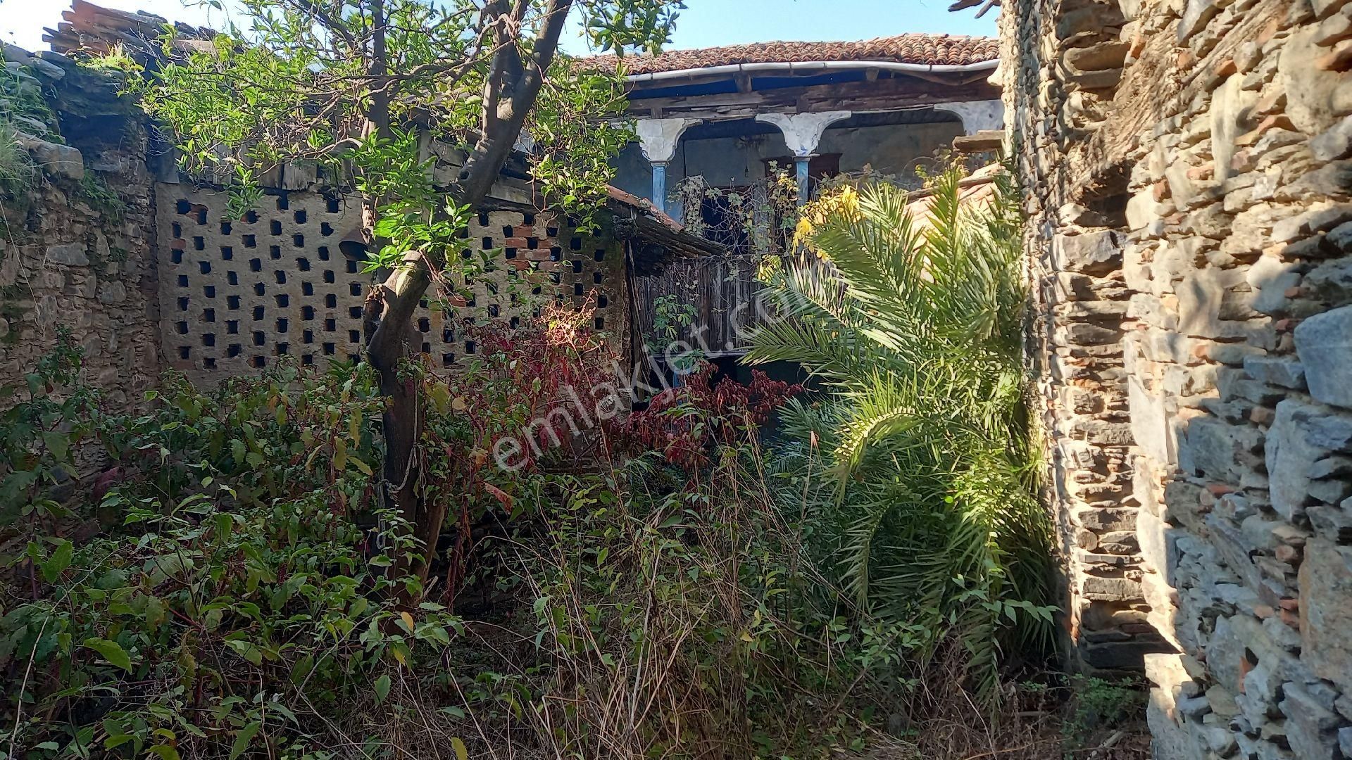 500 M2 Yatırımlık Arsa ...tire Çarşı Merkezinde ,adliye Arkasında - Görsel 5