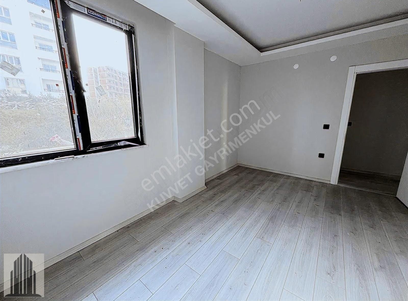 Kuvvet'ten Körfez Pamukluda Fırsatlık Salon Ayrı, Geniş 1+1 - Görsel 4