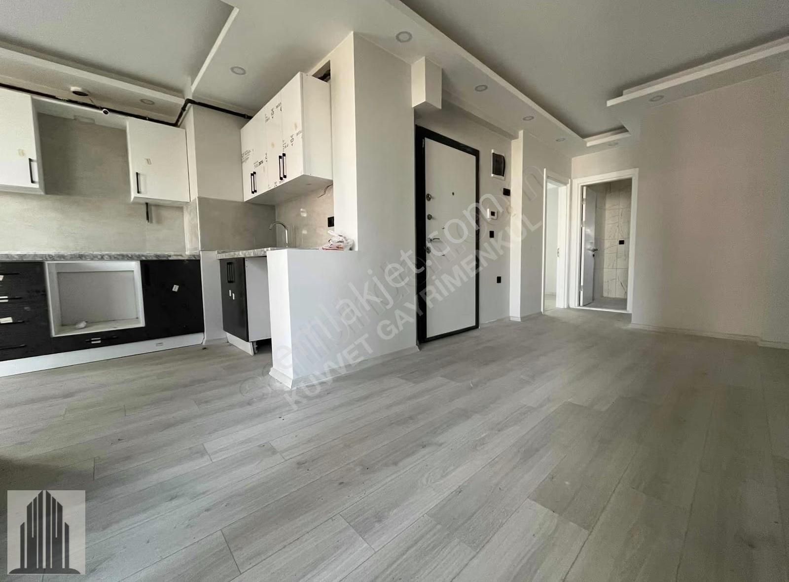 Kuvvet'ten Körfez Pamukluda Fırsatlık Salon Ayrı, Geniş 1+1