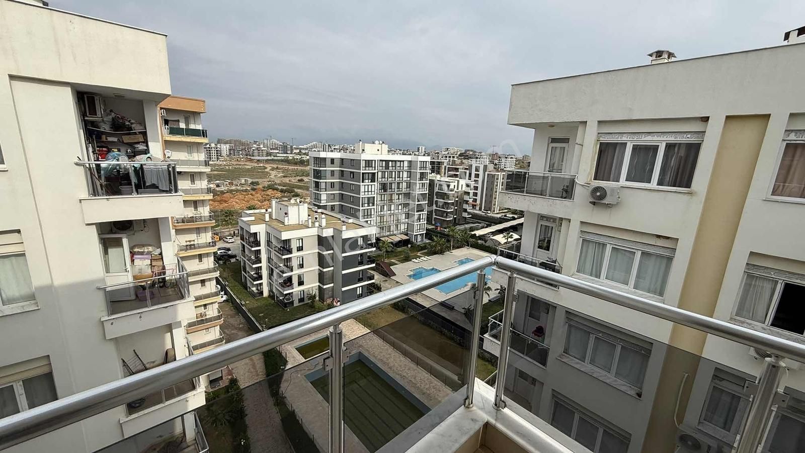 Altıntaş'ta Iskanlı Sıtede Acıl Satılık 2 + 1 - Görsel 8