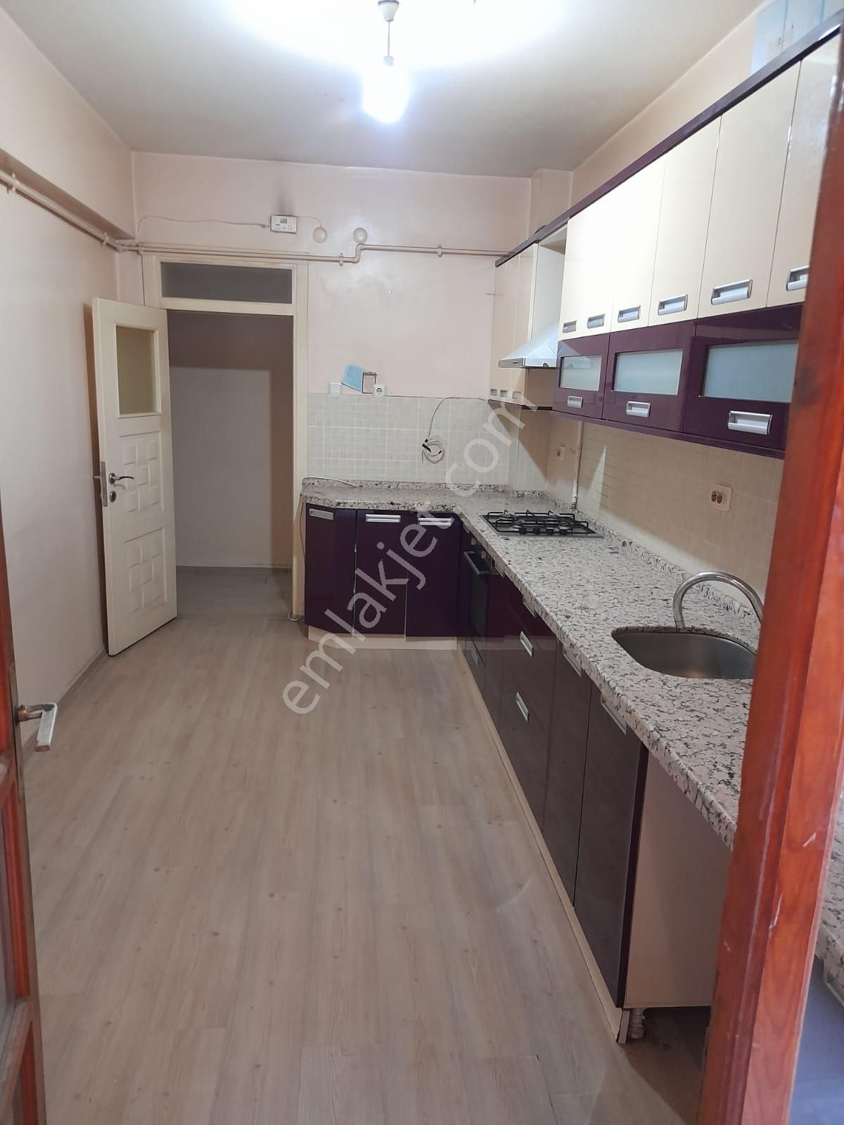 İsa Kavak Gayrimenkul’den – Yatırımlık 3+1 Daire Selçuklu Feritpaşa - Görsel 6