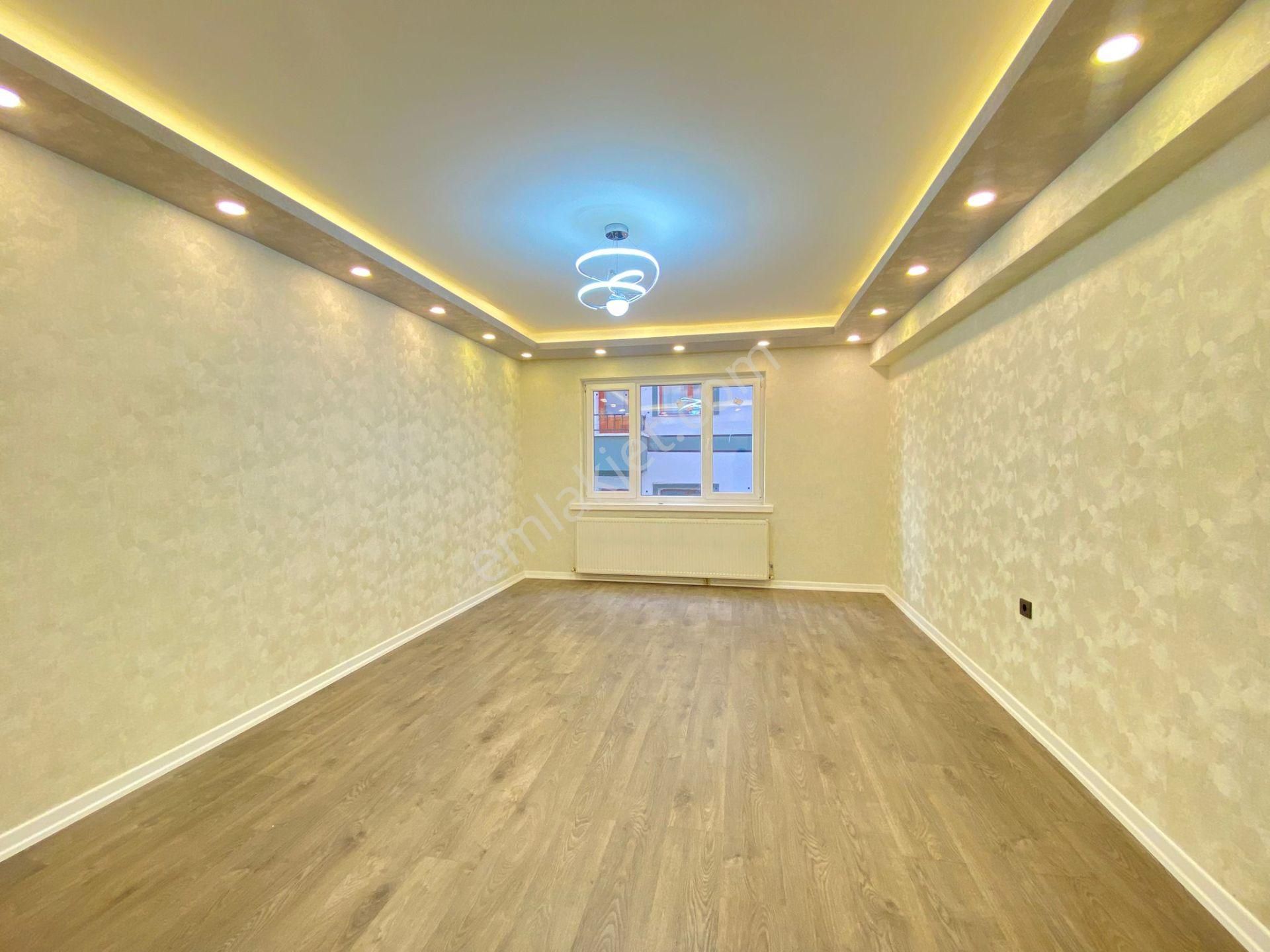 Süvari Mahhallesinde Satılık 3+1 Lux Yapılı Ara Kat Daire - Görsel 3