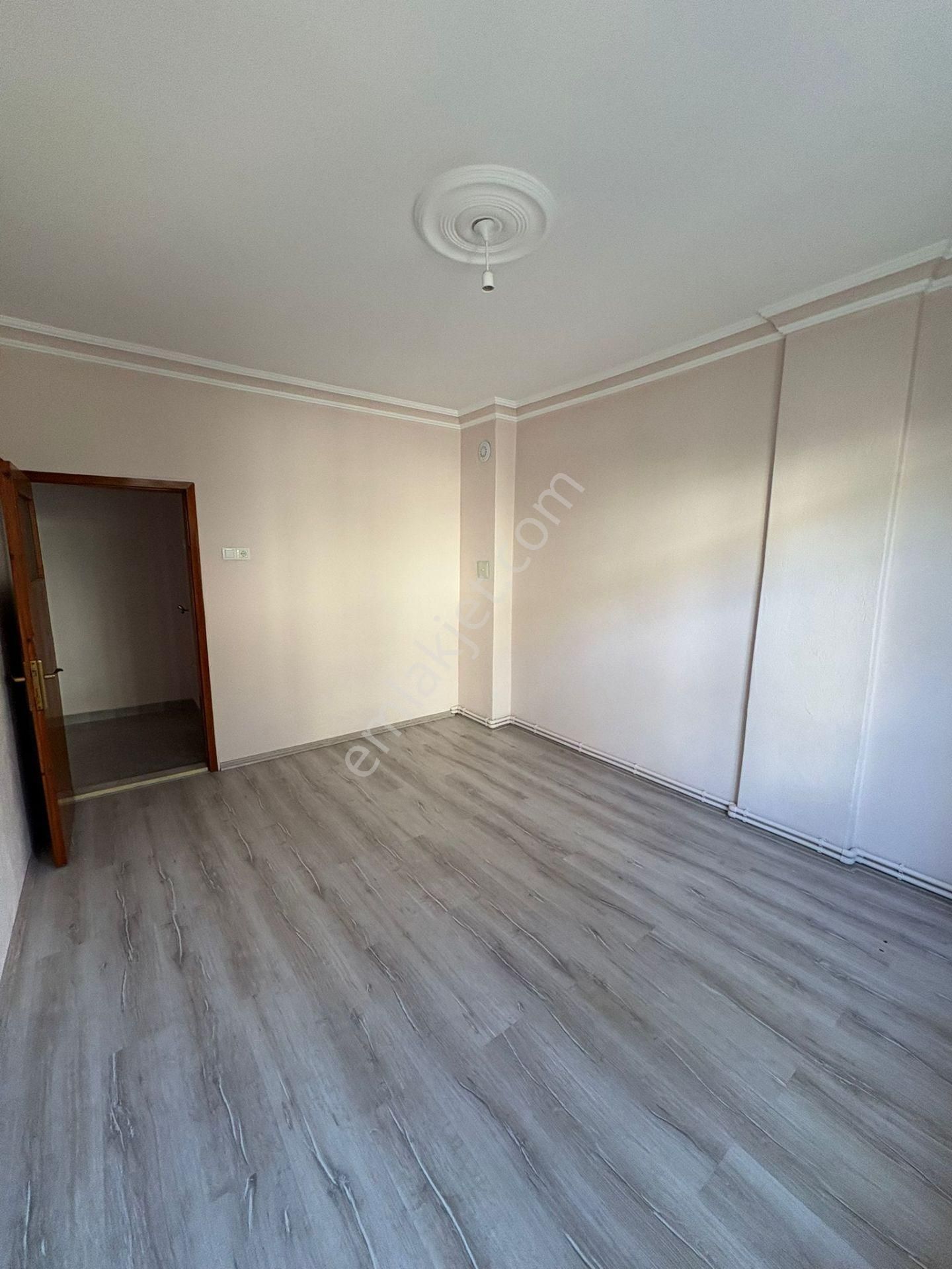 İsa Kavak Gayrimenkul’den – Ferah 3+1 Daire Selçuklu Sakarya - Görsel 7