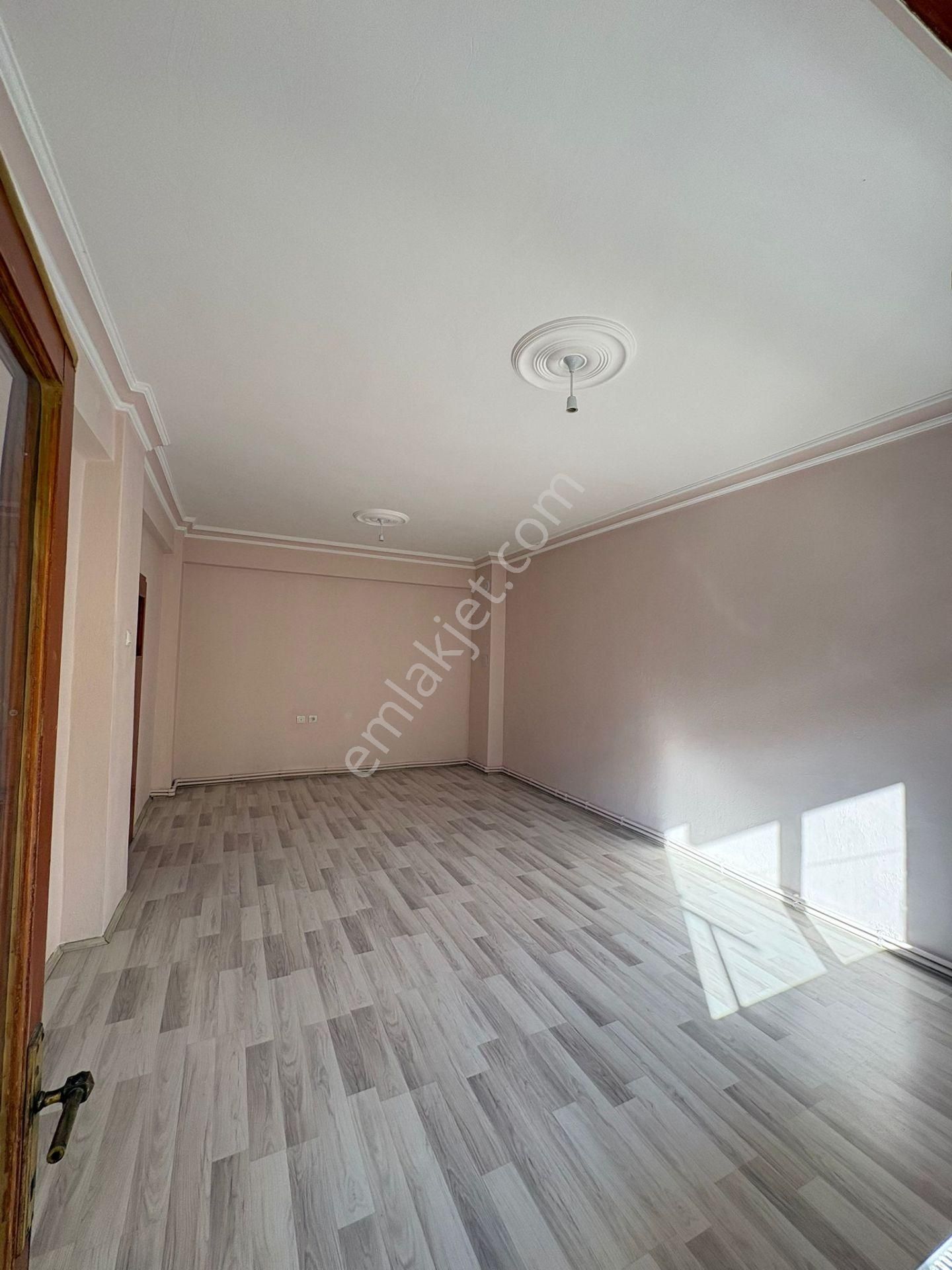 İsa Kavak Gayrimenkul’den – Ferah 3+1 Daire Selçuklu Sakarya - Görsel 15