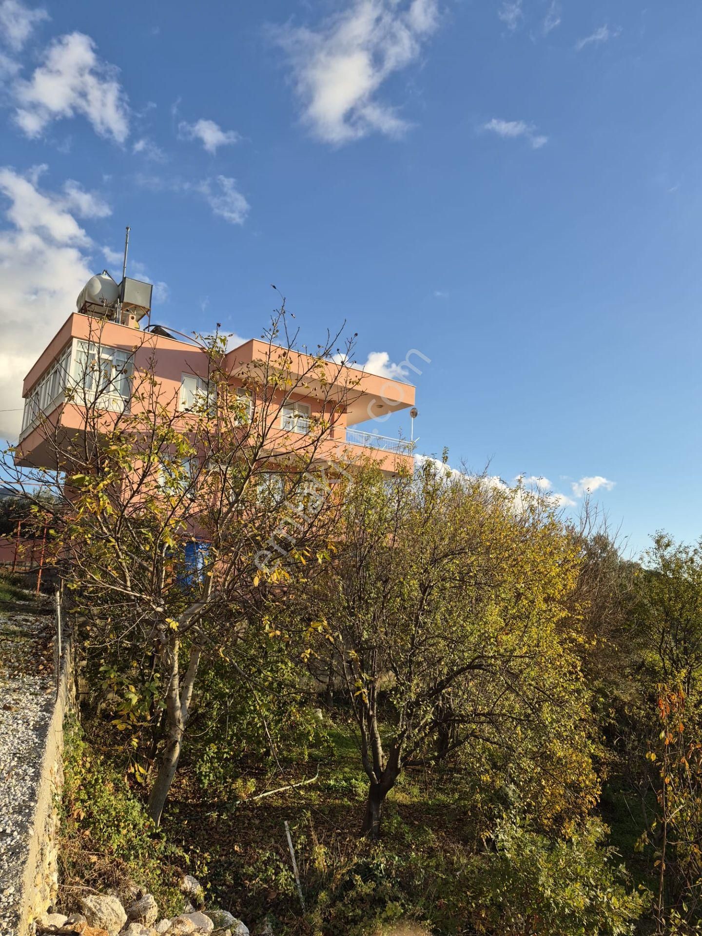 Alanya Bademağacın Da Satılık Bahçelei Müstakil Ev - Görsel 3