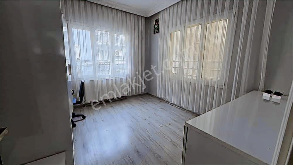 Yunus Emre Mah. Bakımlı 2+1 Satılık Daire - Görsel 11